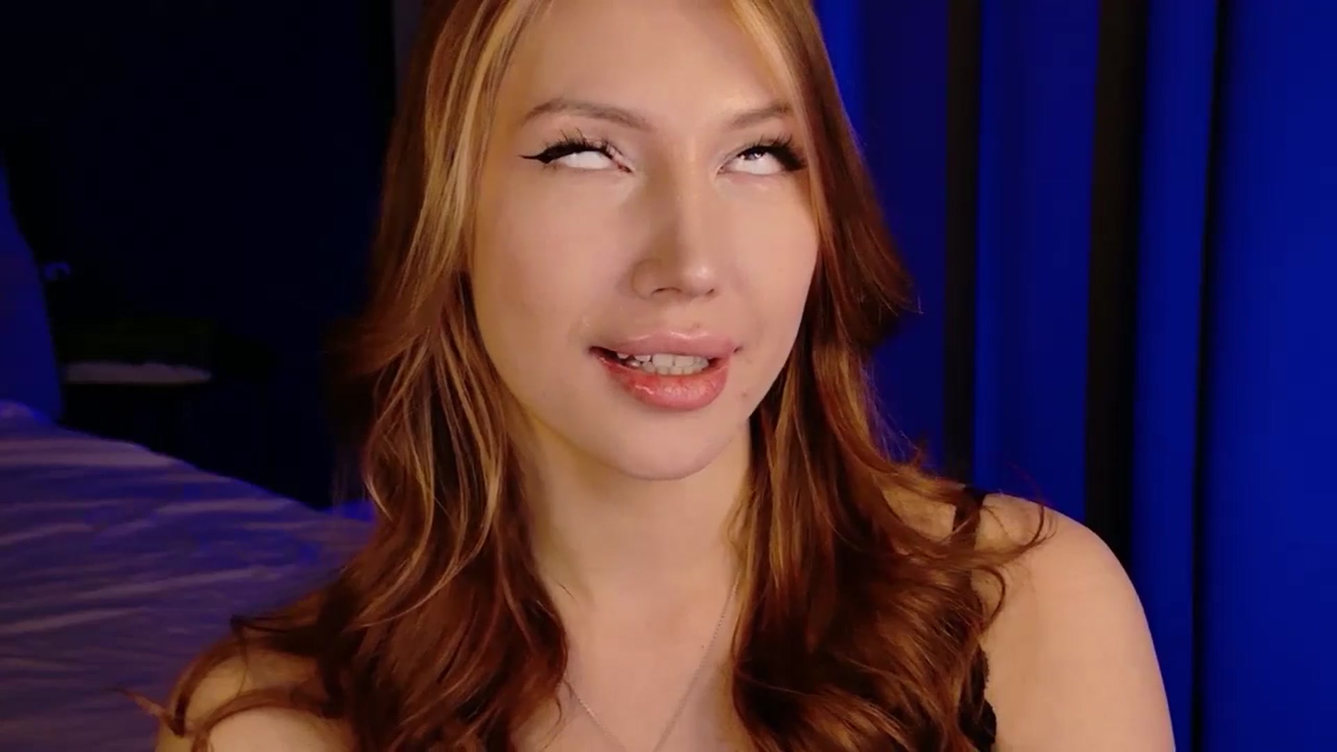 Gallery image thumbnail from LovelyGin's myfreecams stream on, 05/01/2026, 18:17 image 15 of 20