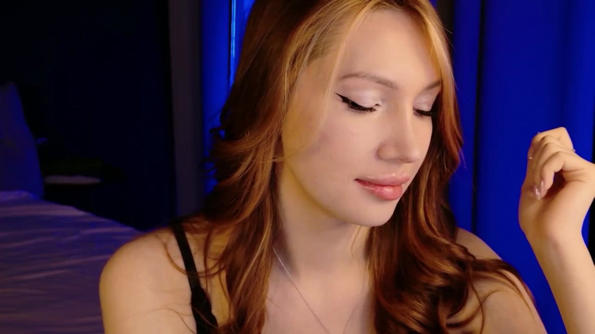 Gallery image thumbnail from LovelyGin's myfreecams stream on, 05/01/2026, 18:17 image 2 of 20