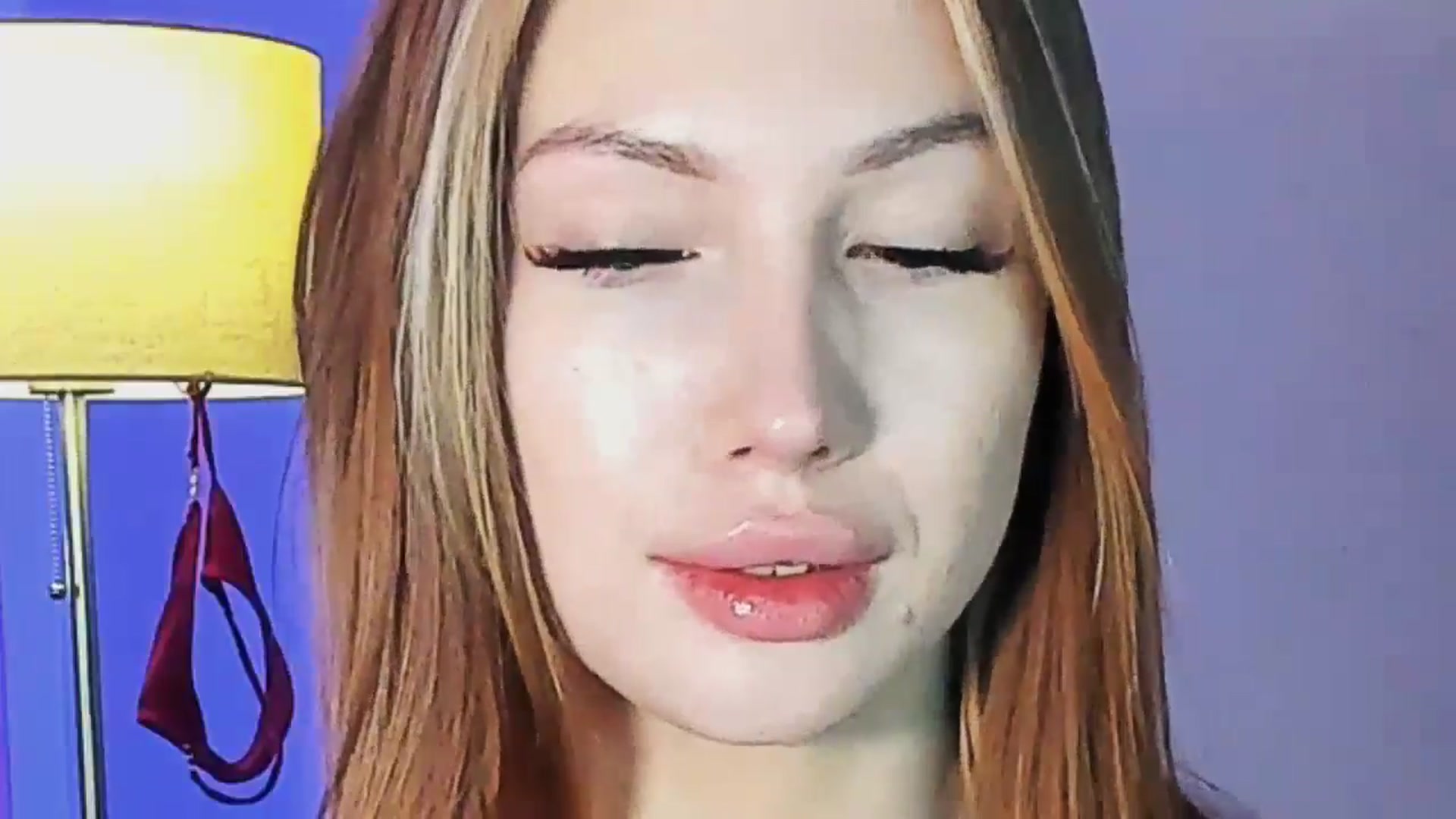 Gallery image thumbnail from LovelyGin's myfreecams stream on, 05/05/2026, 18:51 image 7 of 20