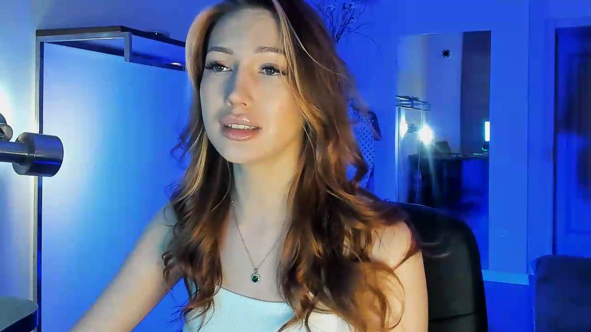 Gallery image thumbnail from LovelyGin's myfreecams stream on, 05/12/2026, 15:32 image 8 of 20