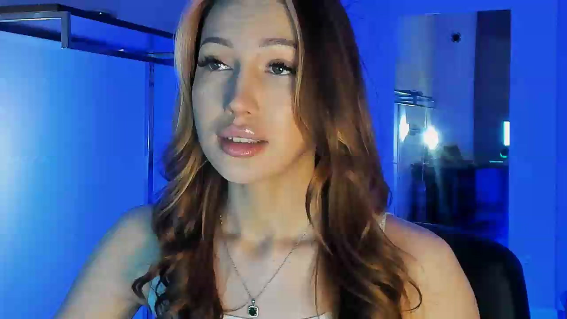 Gallery image thumbnail from LovelyGin's myfreecams stream on, 05/12/2026, 15:32 image 18 of 20