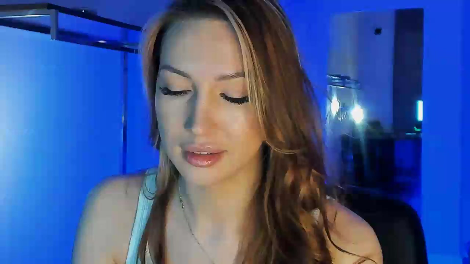 Gallery image thumbnail from LovelyGin's myfreecams stream on, 05/12/2026, 17:06 image 3 of 20