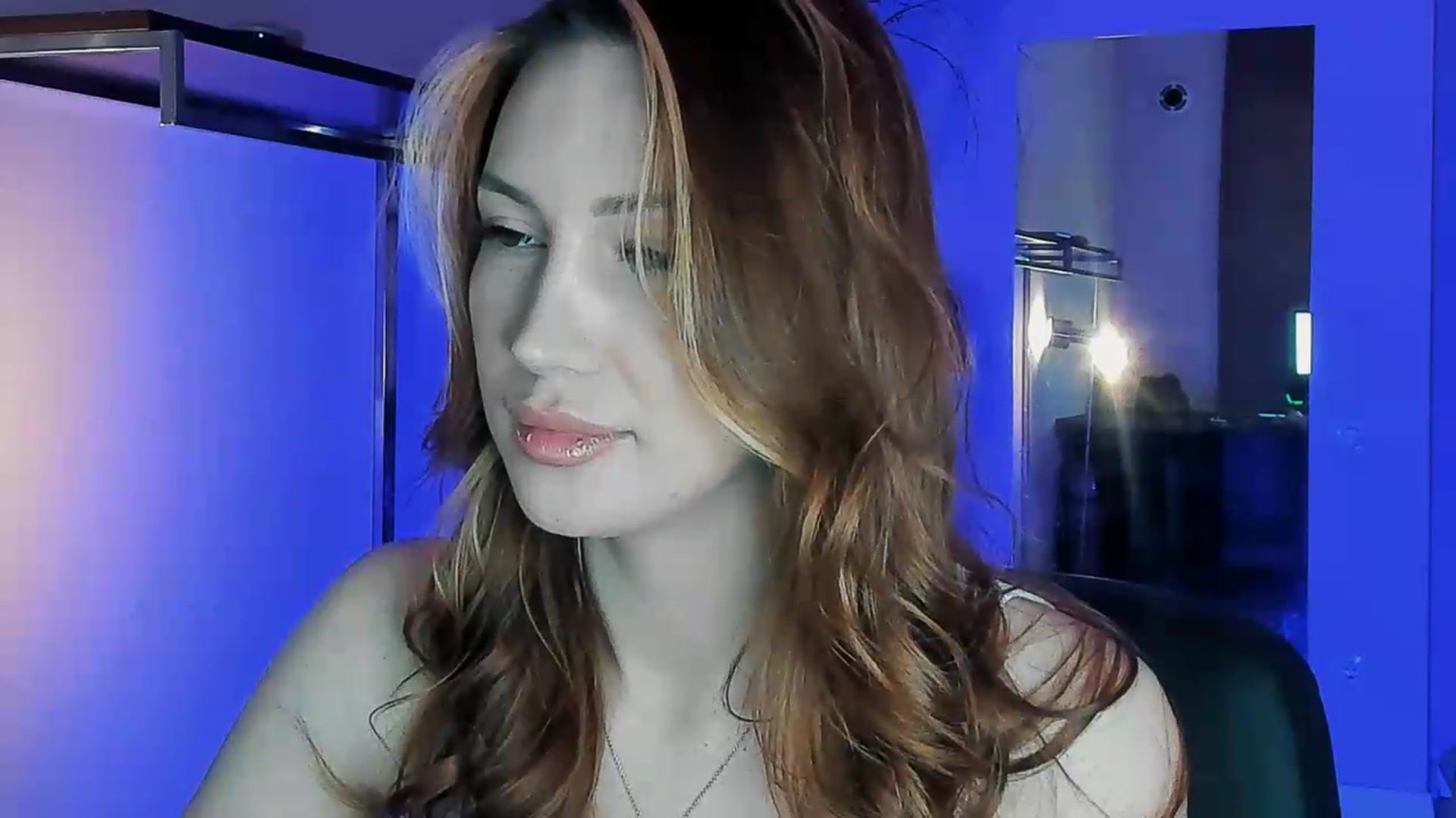 Gallery image thumbnail from LovelyGin's myfreecams stream on, 05/12/2026, 17:06 image 5 of 20