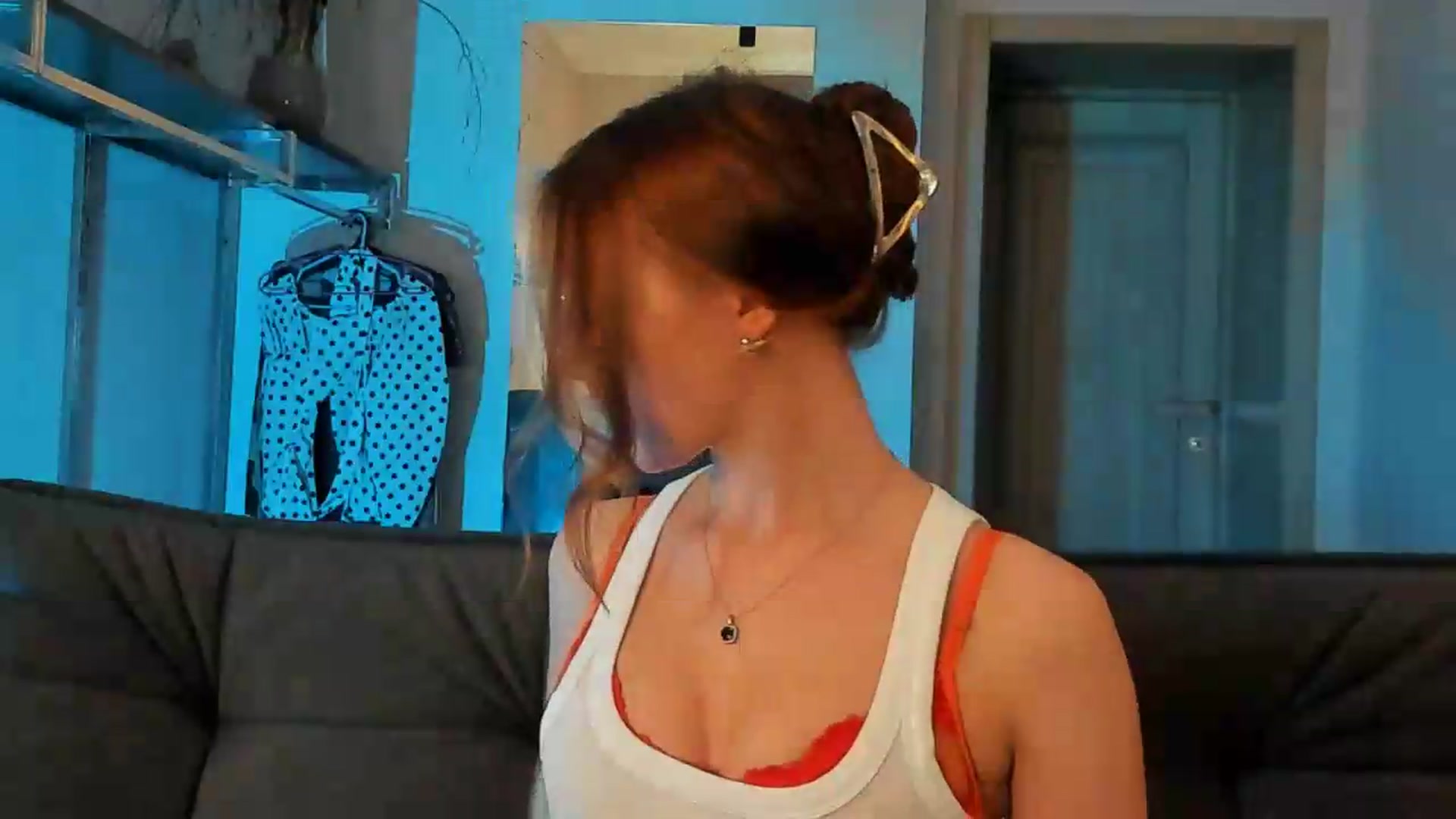 Gallery image thumbnail from LovelyGin's myfreecams stream on, 05/15/2026, 18:32 image 15 of 20