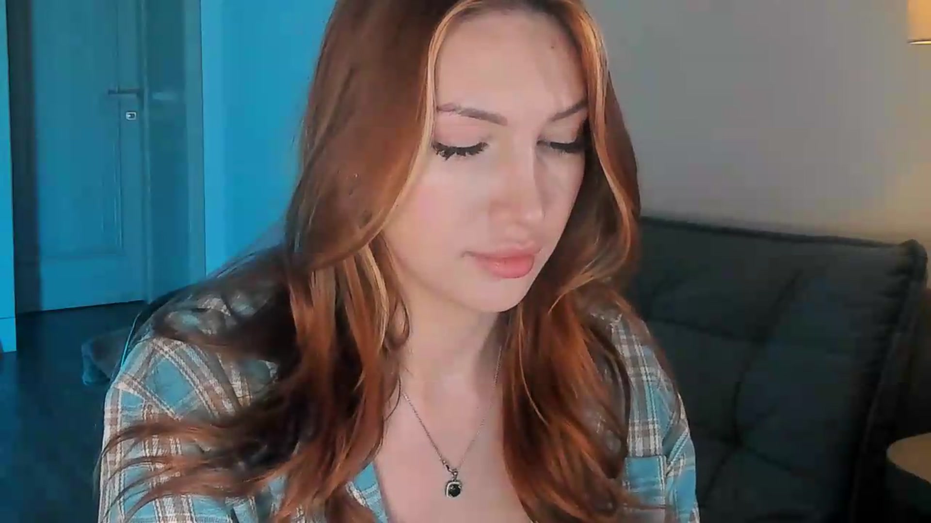 Gallery image thumbnail from LovelyGin's myfreecams stream on, 05/19/2026, 15:40 image 7 of 20