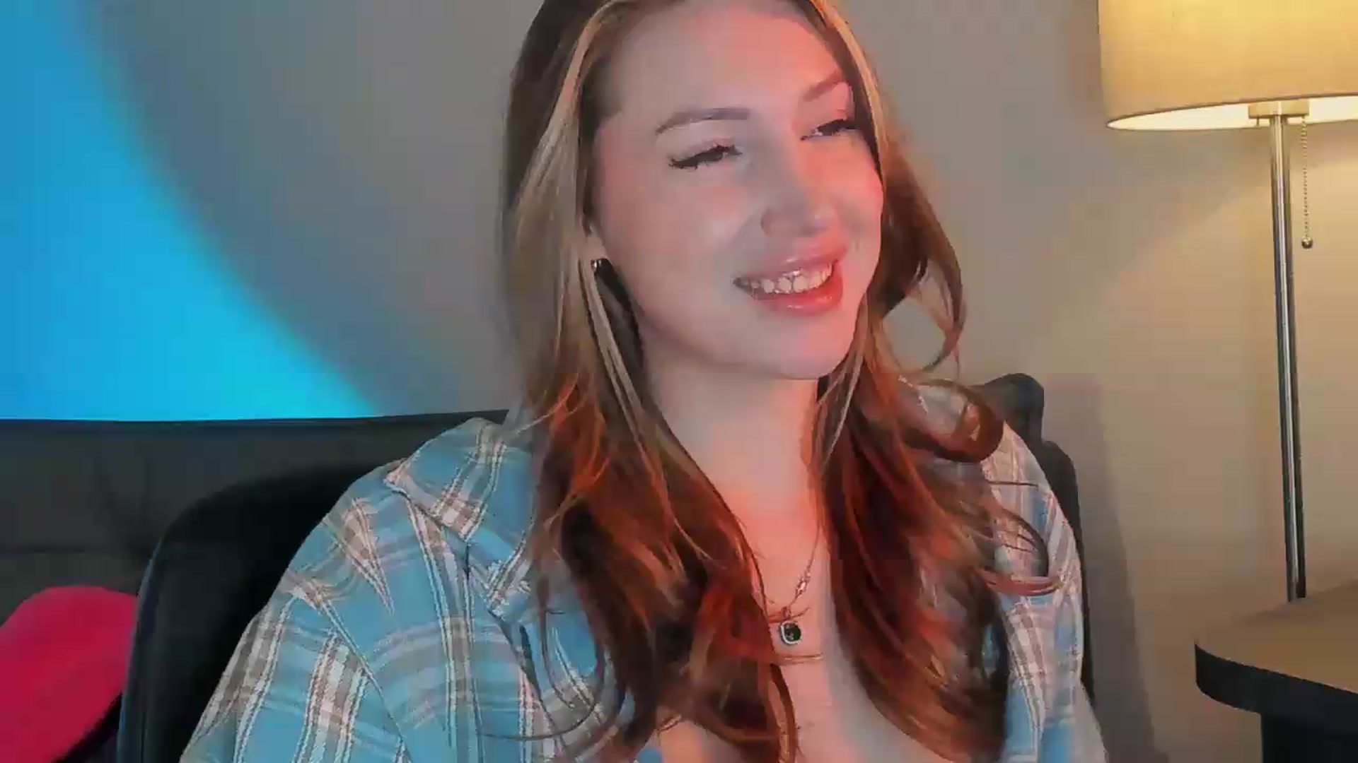 Gallery image thumbnail from LovelyGin's myfreecams stream on, 05/19/2026, 19:41 image 4 of 20