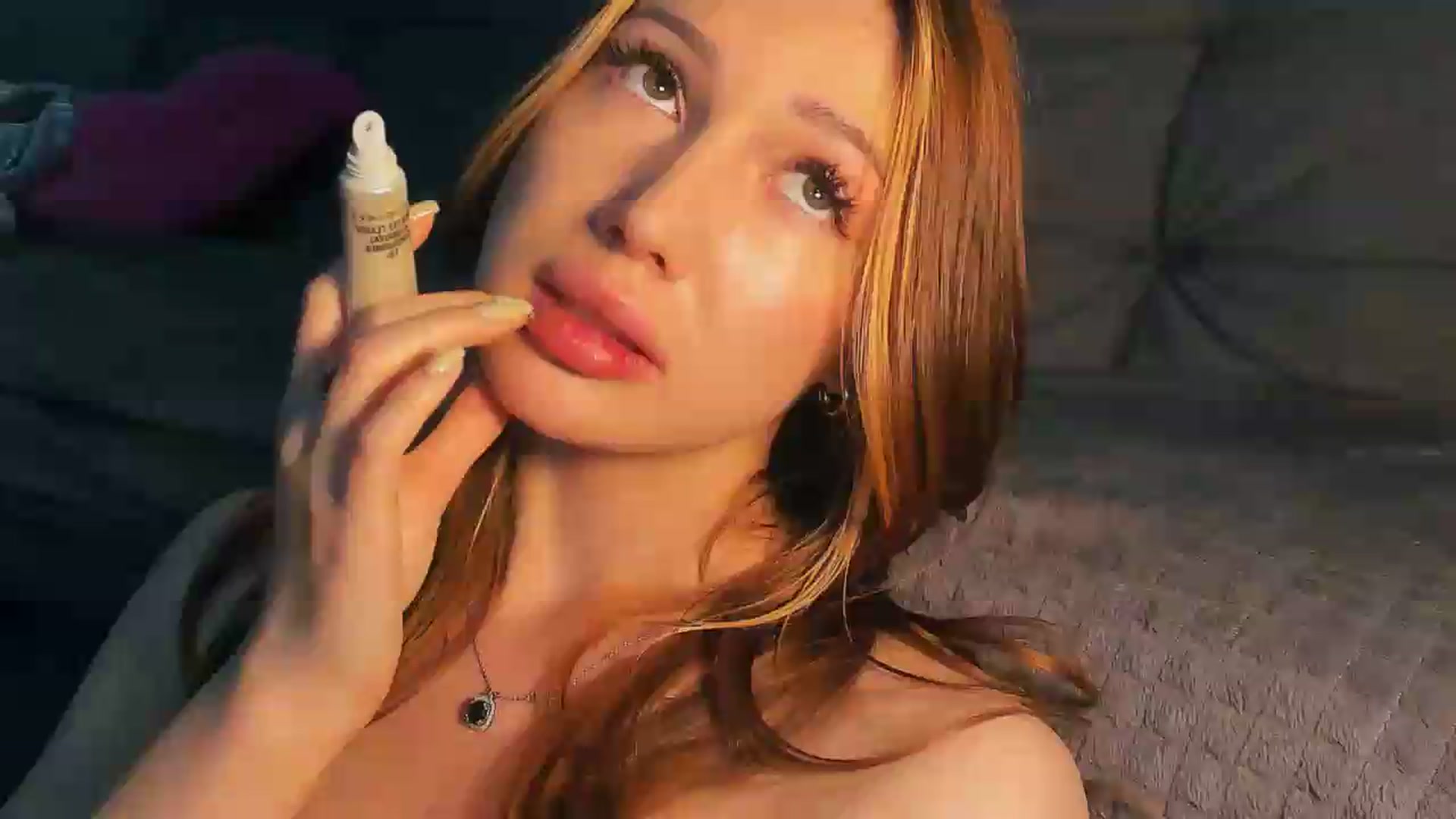 Gallery image thumbnail from LovelyGin's myfreecams stream on, 05/19/2026, 20:21 image 2 of 20