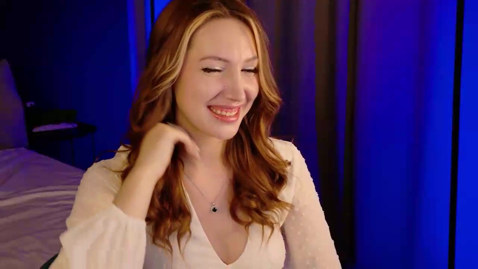 Gallery image thumbnail from LovelyGin's myfreecams stream on, 05/22/2026, 17:40 image 5 of 20