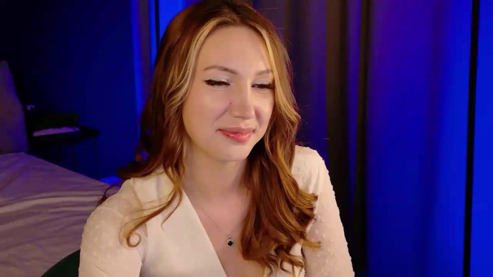 Gallery image thumbnail from LovelyGin's myfreecams stream on, 05/22/2026, 17:40 image 6 of 20