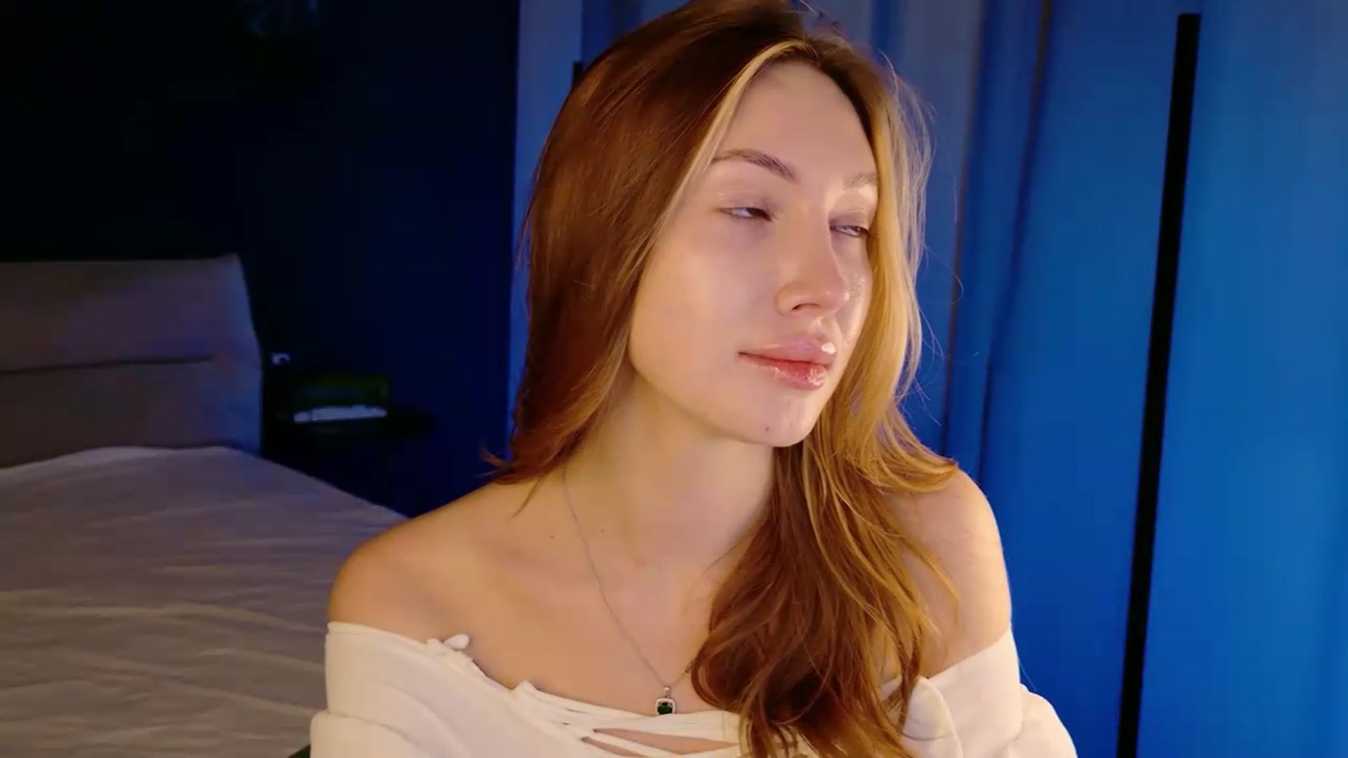 Gallery image thumbnail from LovelyGin's myfreecams stream on, 05/25/2026, 15:38 image 11 of 20