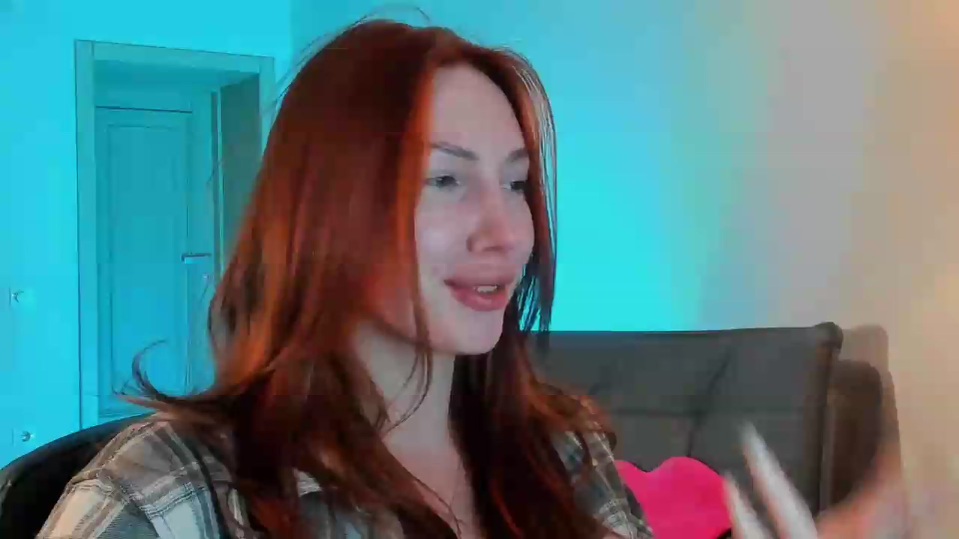 Gallery image thumbnail from LovelyGin's myfreecams stream on, 05/29/2026, 18:07 image 5 of 20