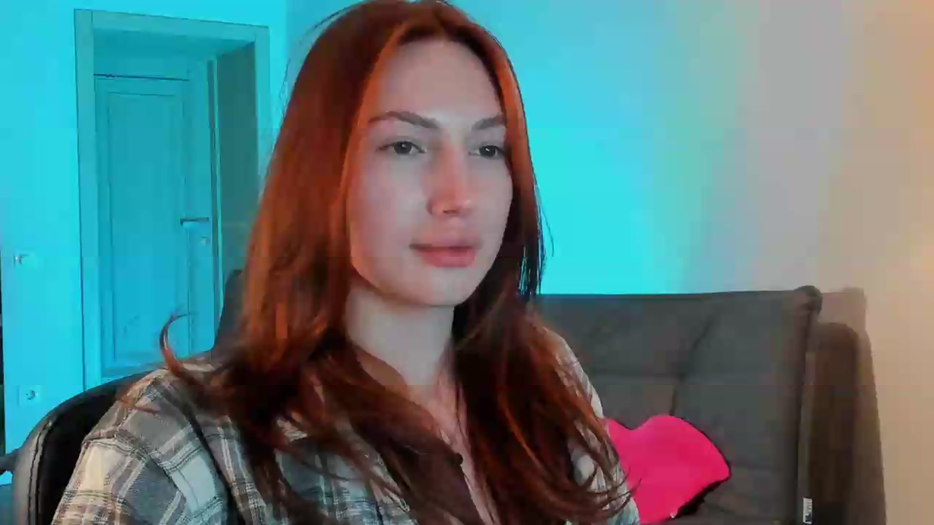 Gallery image thumbnail from LovelyGin's myfreecams stream on, 05/29/2026, 18:07 image 16 of 20
