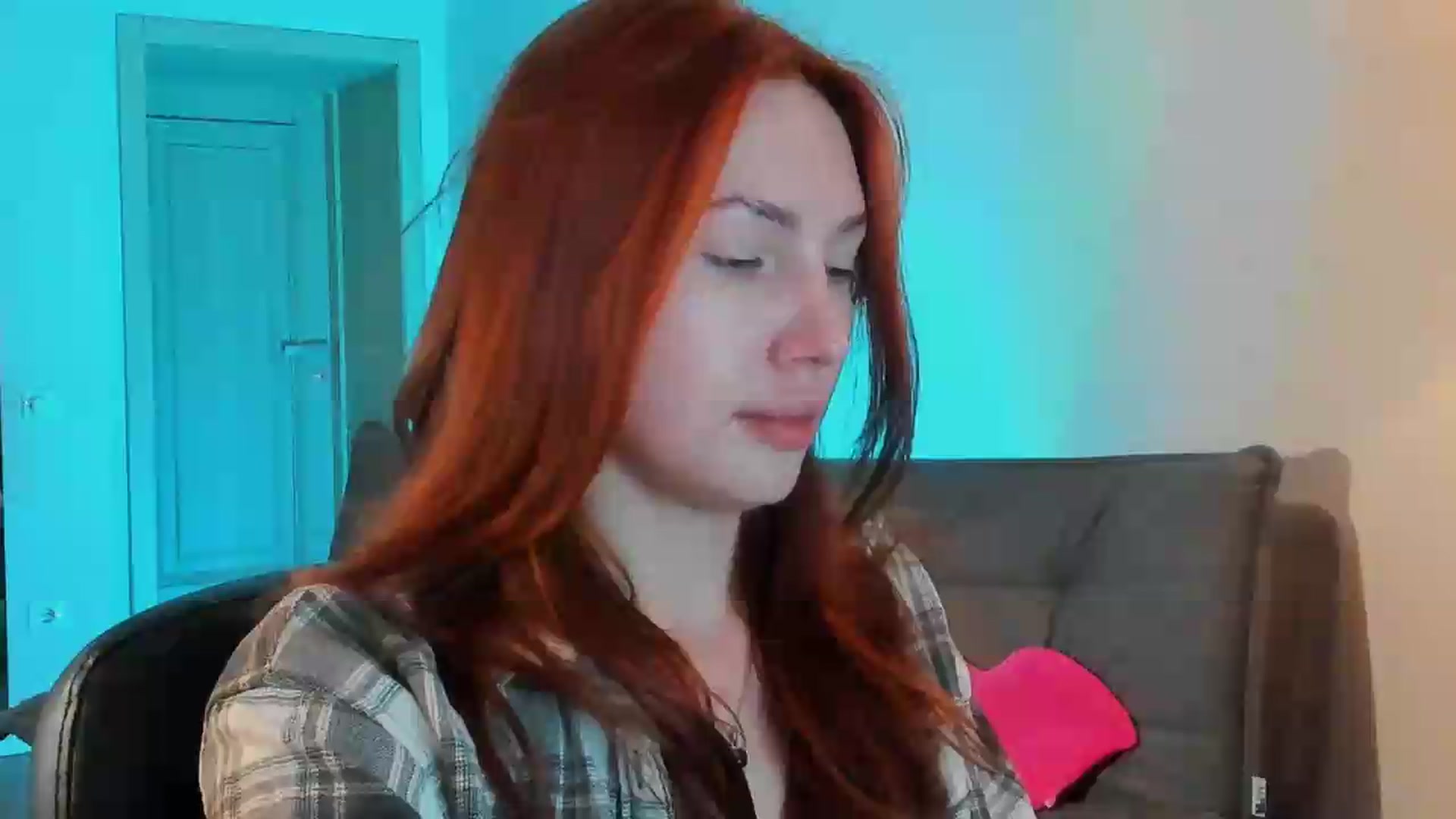 Gallery image thumbnail from LovelyGin's myfreecams stream on, 05/29/2026, 18:07 image 11 of 20