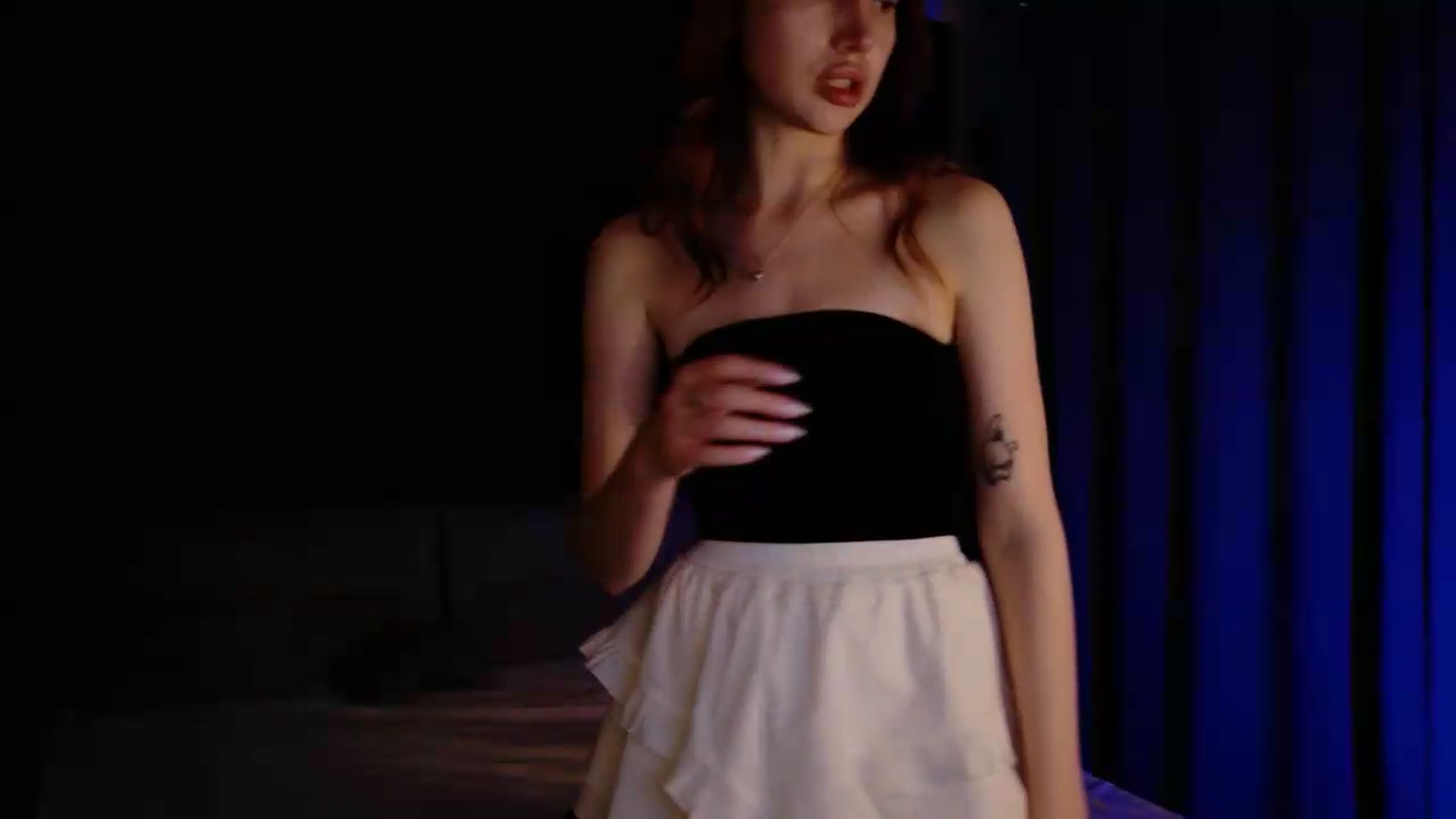 Gallery image thumbnail from LovelyGin's myfreecams stream on, 06/05/2026, 20:12 image 20 of 20