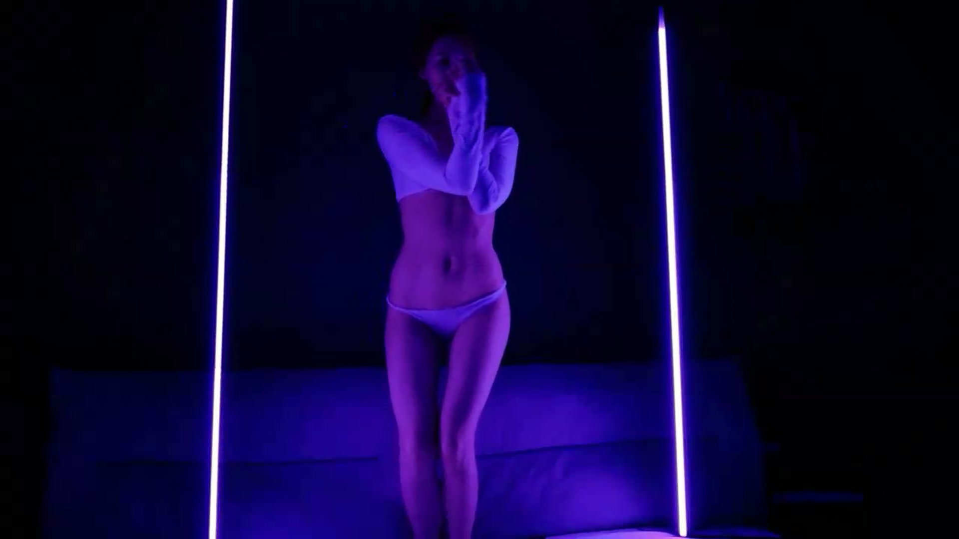 Gallery image thumbnail from LovelyGin's myfreecams stream on, 06/24/2026, 17:37 image 11 of 20