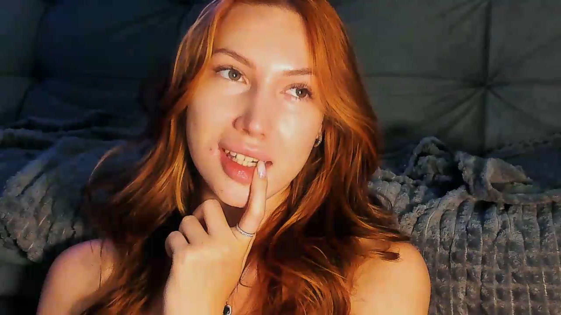 Gallery image thumbnail from LovelyGin's myfreecams stream on, 06/25/2026, 18:52 image 19 of 20