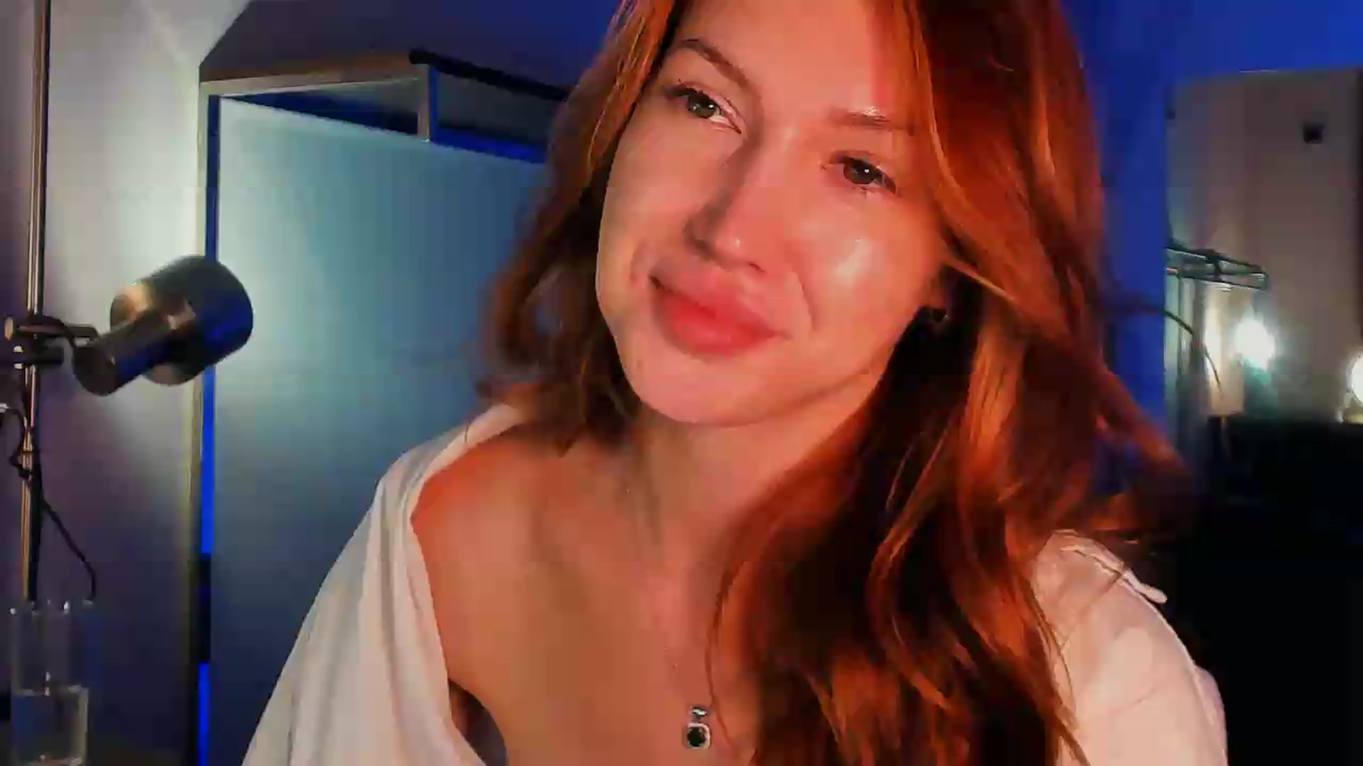 Gallery image thumbnail from LovelyGin's myfreecams stream on, 06/25/2026, 18:52 image 1 of 20
