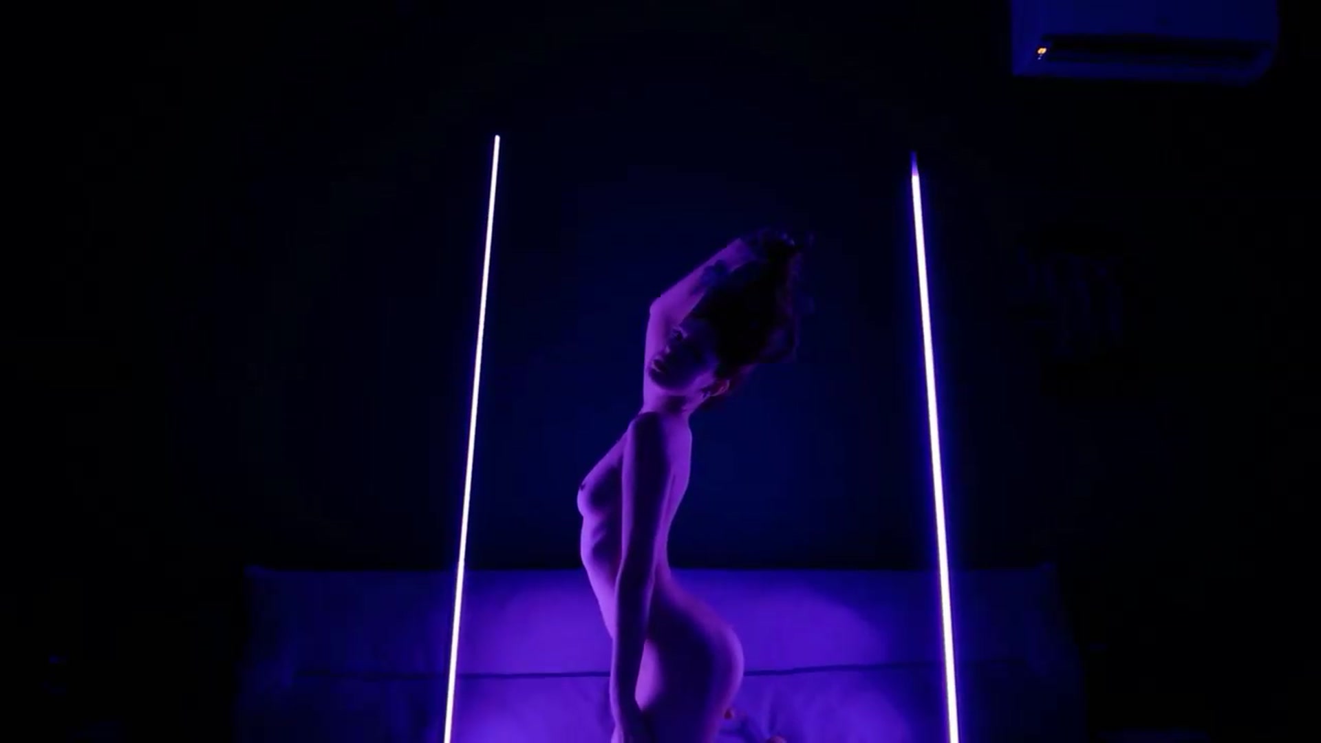 Gallery image thumbnail from LovelyGin's myfreecams stream on, 06/26/2026, 19:09 image 6 of 20