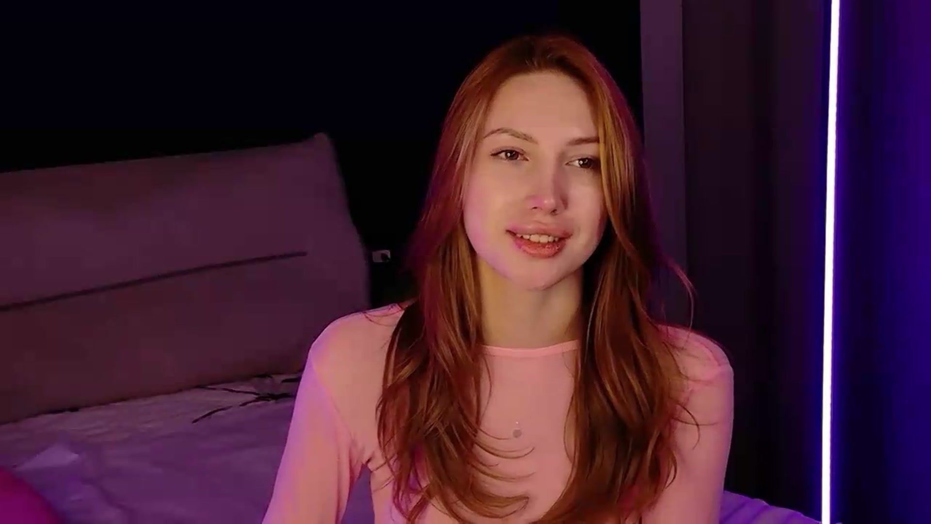 Gallery image thumbnail from LovelyGin's myfreecams stream on, 07/07/2026, 20:08 image 13 of 20