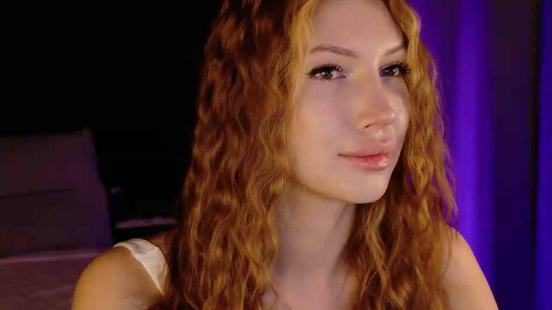 Gallery image thumbnail from LovelyGin's myfreecams stream on, 07/08/2026, 16:01 image 9 of 20