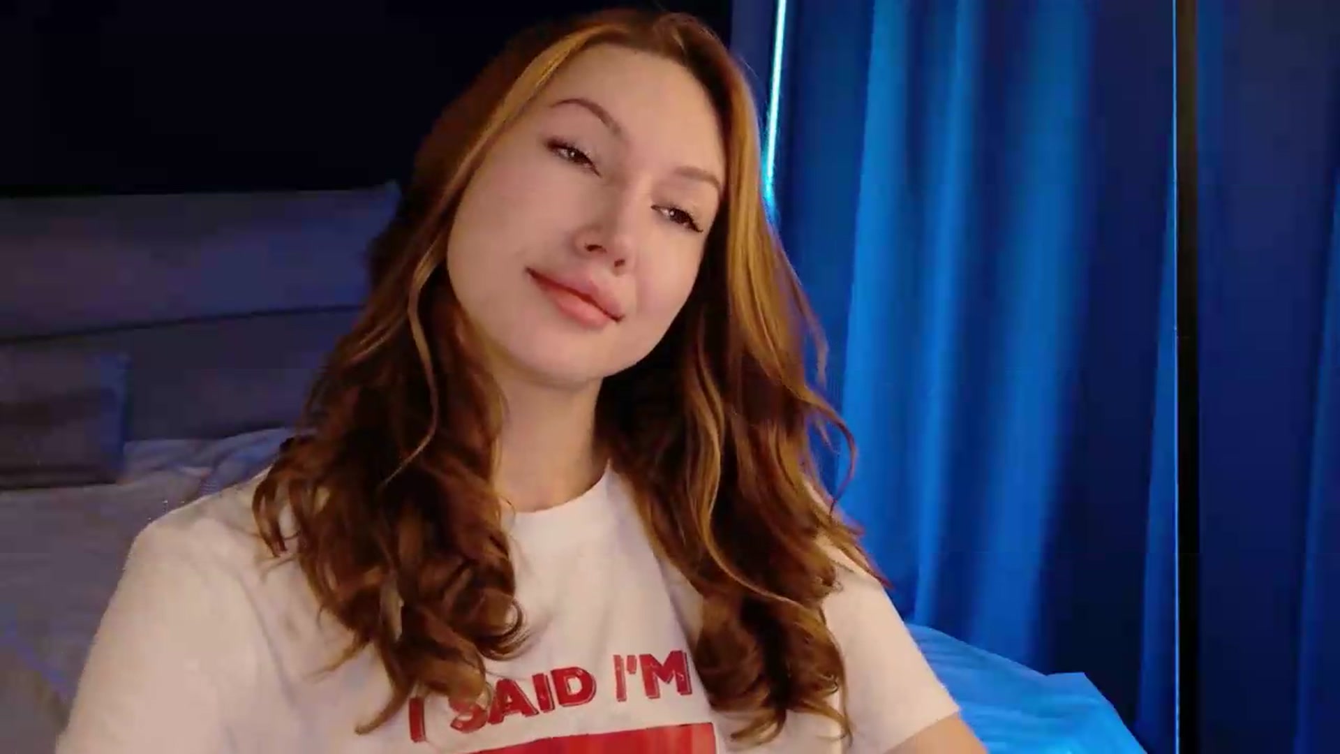Gallery image thumbnail from LovelyGin's myfreecams stream on, 07/10/2026, 18:22 image 16 of 20