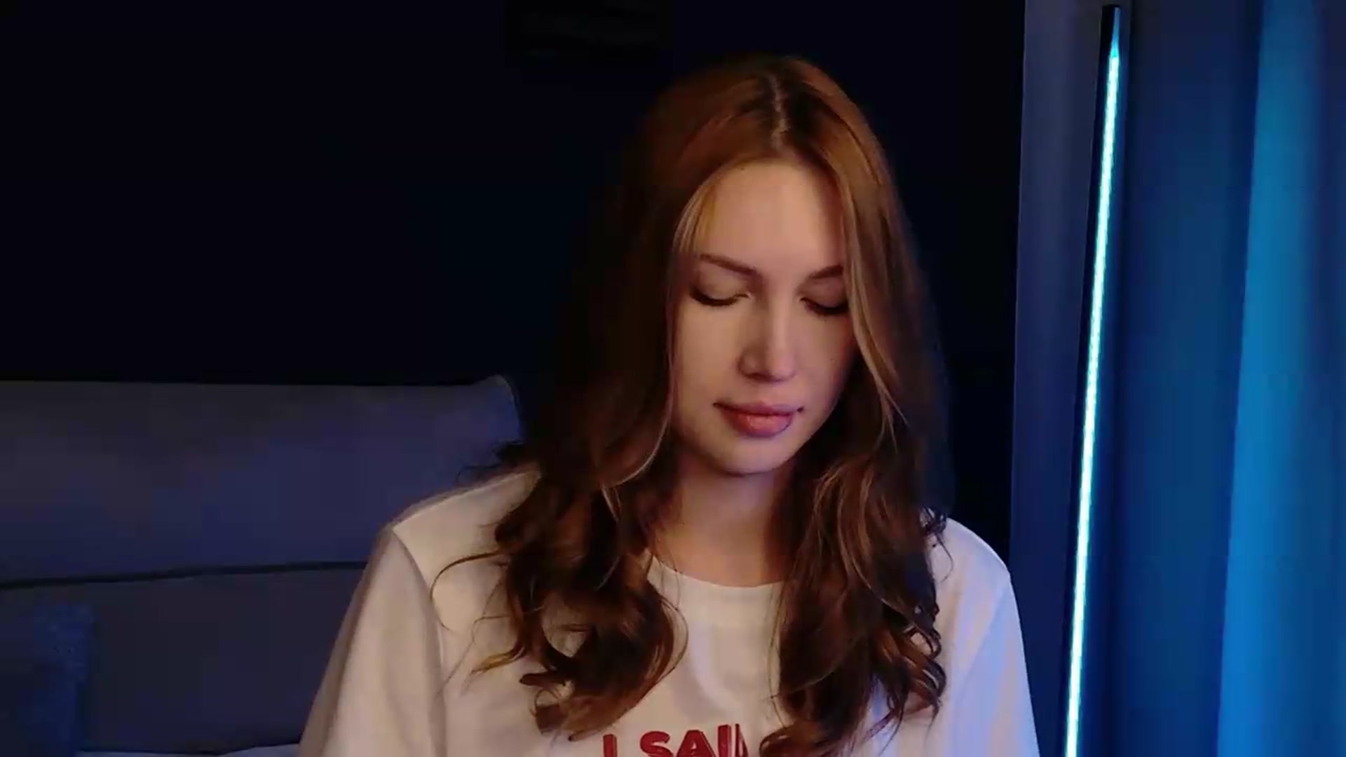 Gallery image thumbnail from LovelyGin's myfreecams stream on, 07/10/2026, 18:22 image 5 of 20