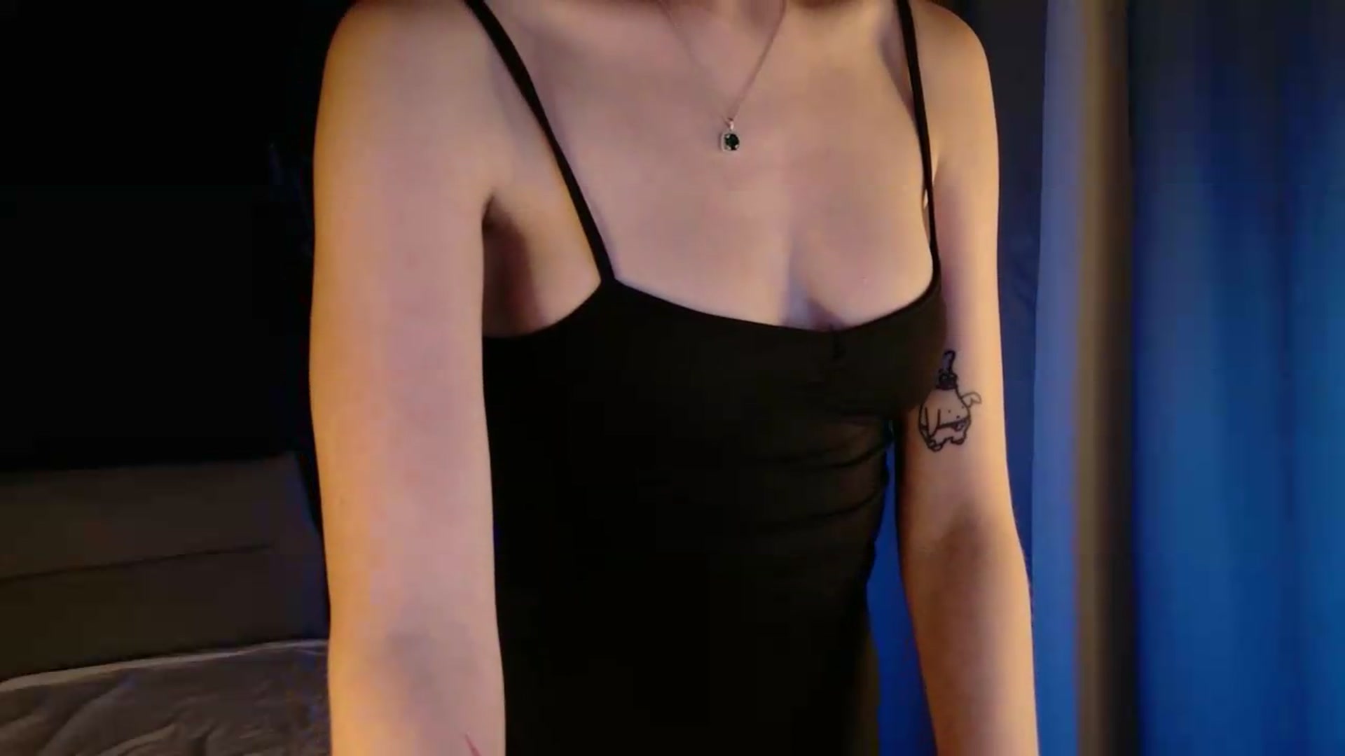 Gallery image thumbnail from LovelyGin's myfreecams stream on, 07/14/2026, 20:25 image 14 of 20