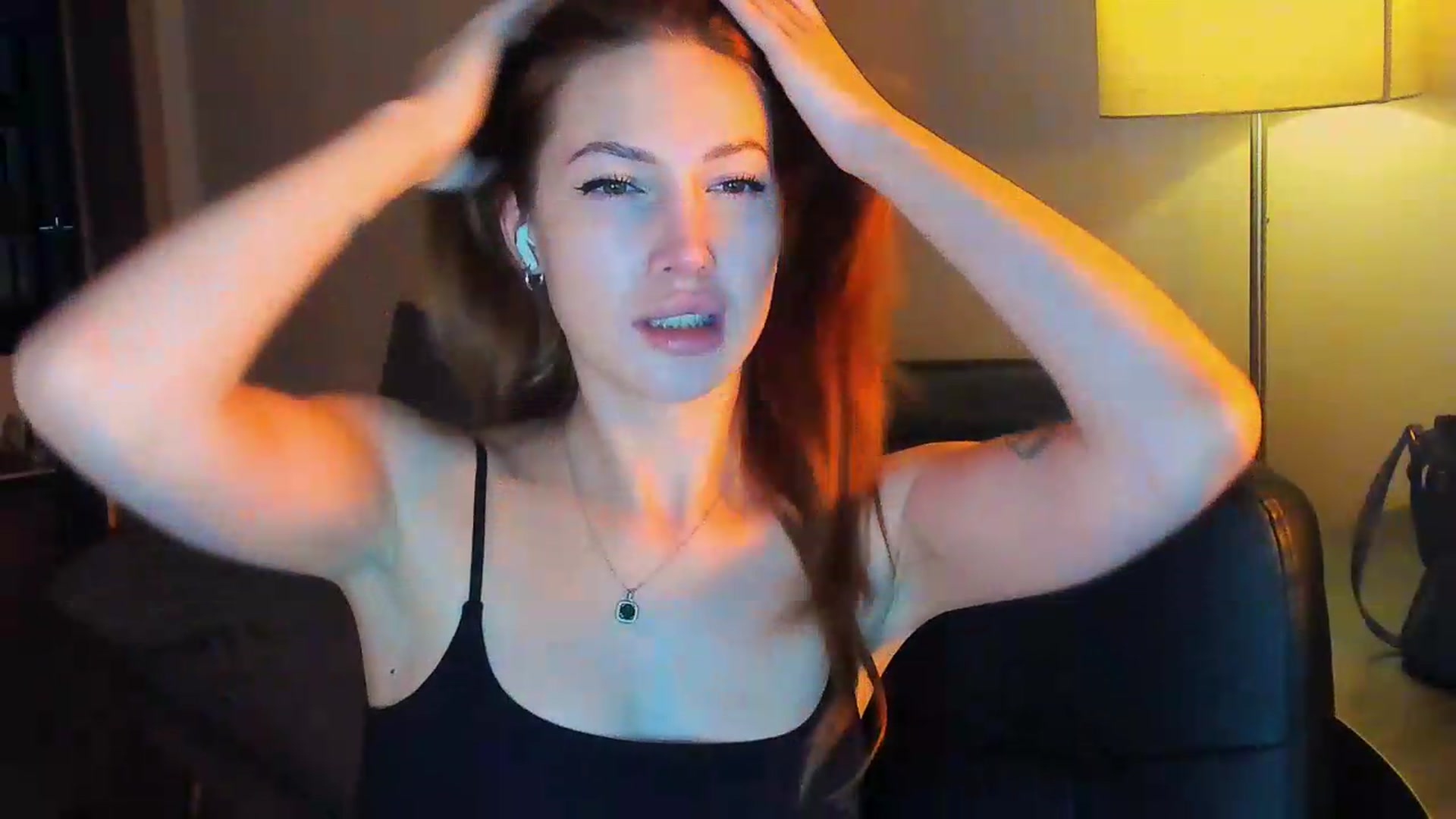 Gallery image thumbnail from LovelyGin's myfreecams stream on, 07/15/2026, 15:24 image 3 of 20