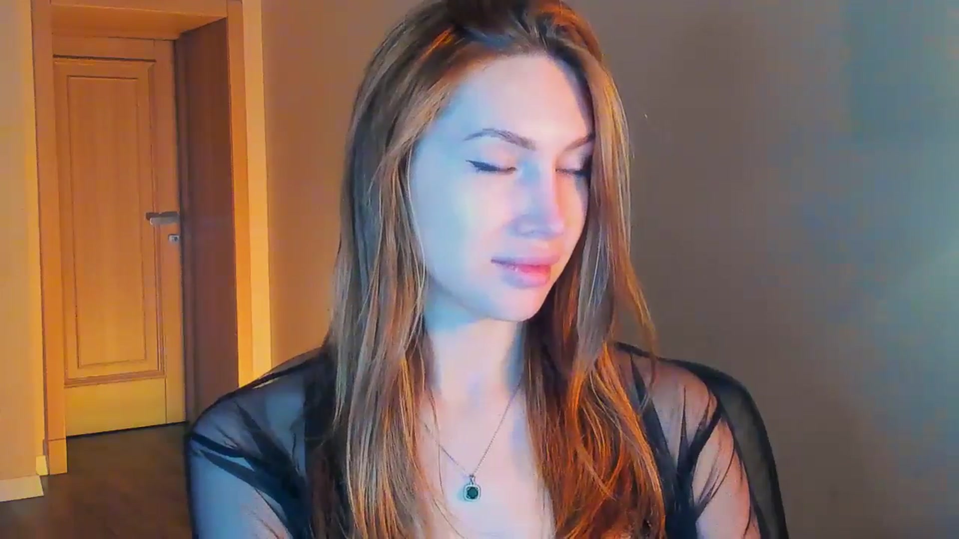 Gallery image thumbnail from LovelyGin's myfreecams stream on, 07/15/2026, 19:22 image 3 of 20