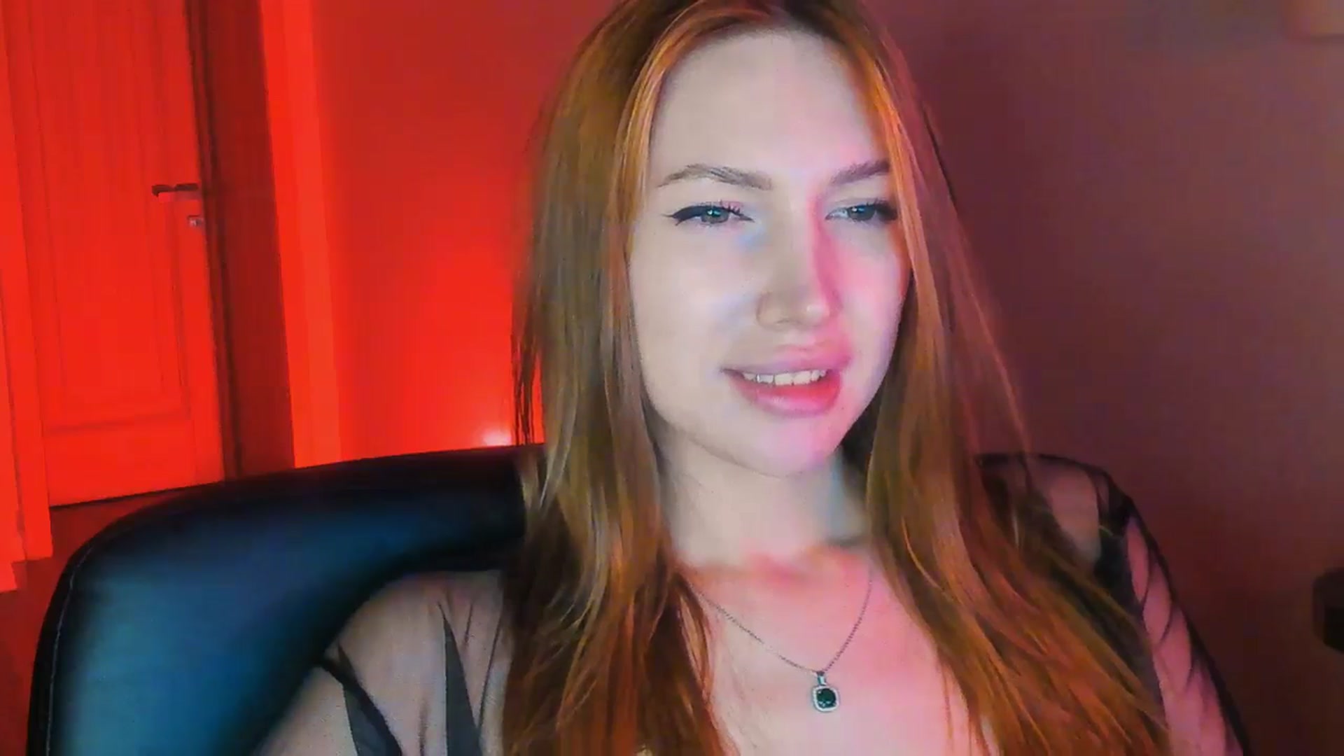 Gallery image thumbnail from LovelyGin's myfreecams stream on, 07/15/2026, 19:22 image 18 of 20