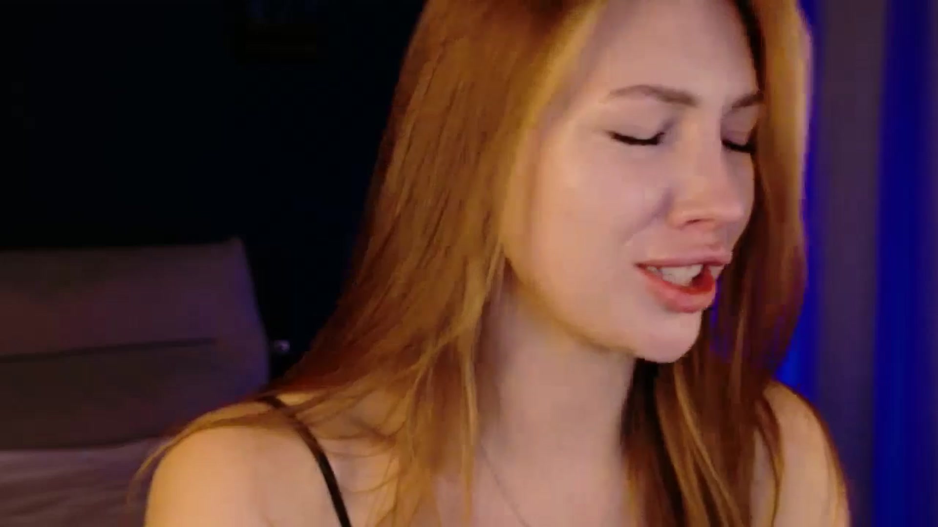 Gallery image thumbnail from LovelyGin's myfreecams stream on, 07/16/2026, 17:23 image 17 of 20