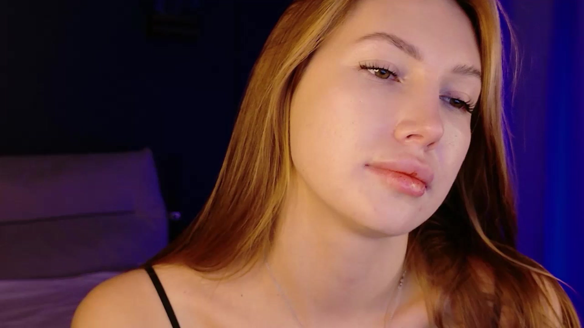 Gallery image thumbnail from LovelyGin's myfreecams stream on, 07/16/2026, 17:23 image 19 of 20