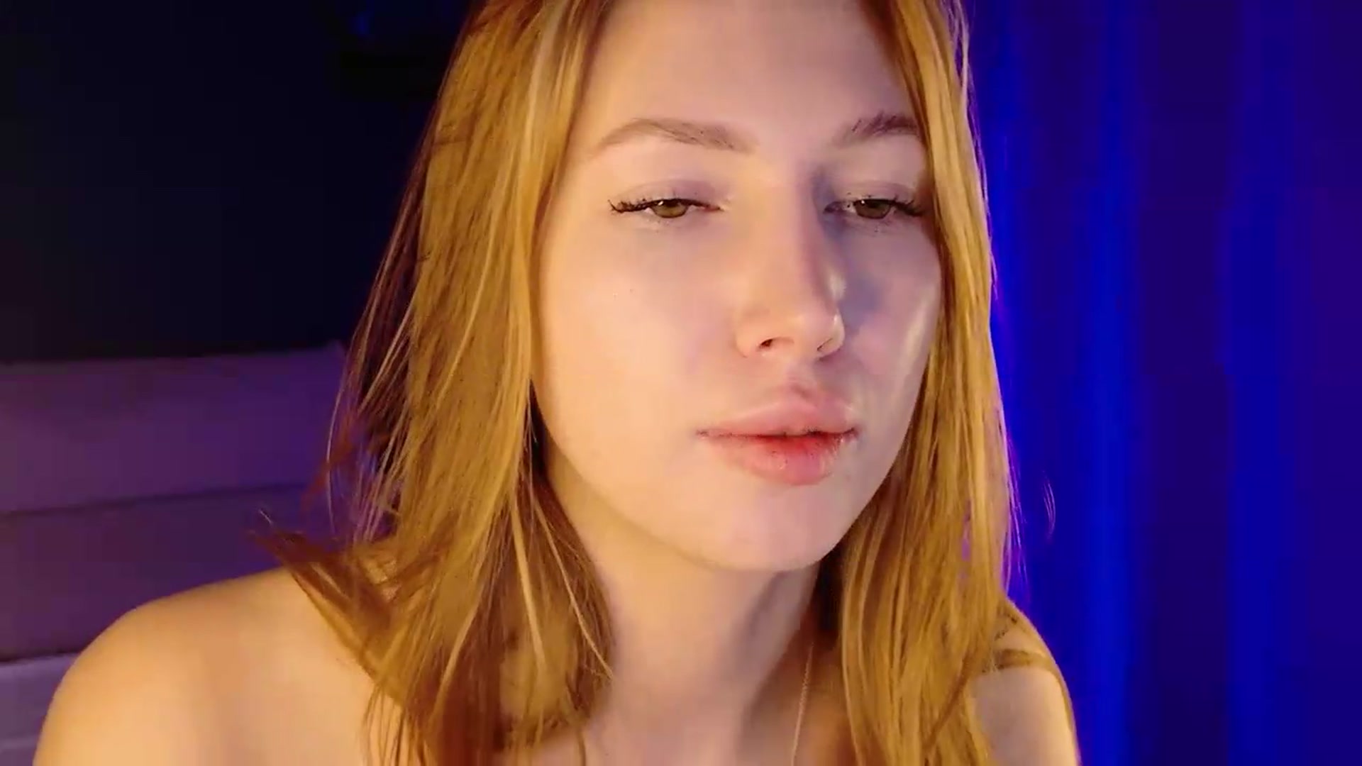 Gallery image thumbnail from LovelyGin's myfreecams stream on, 07/16/2026, 20:04 image 14 of 20