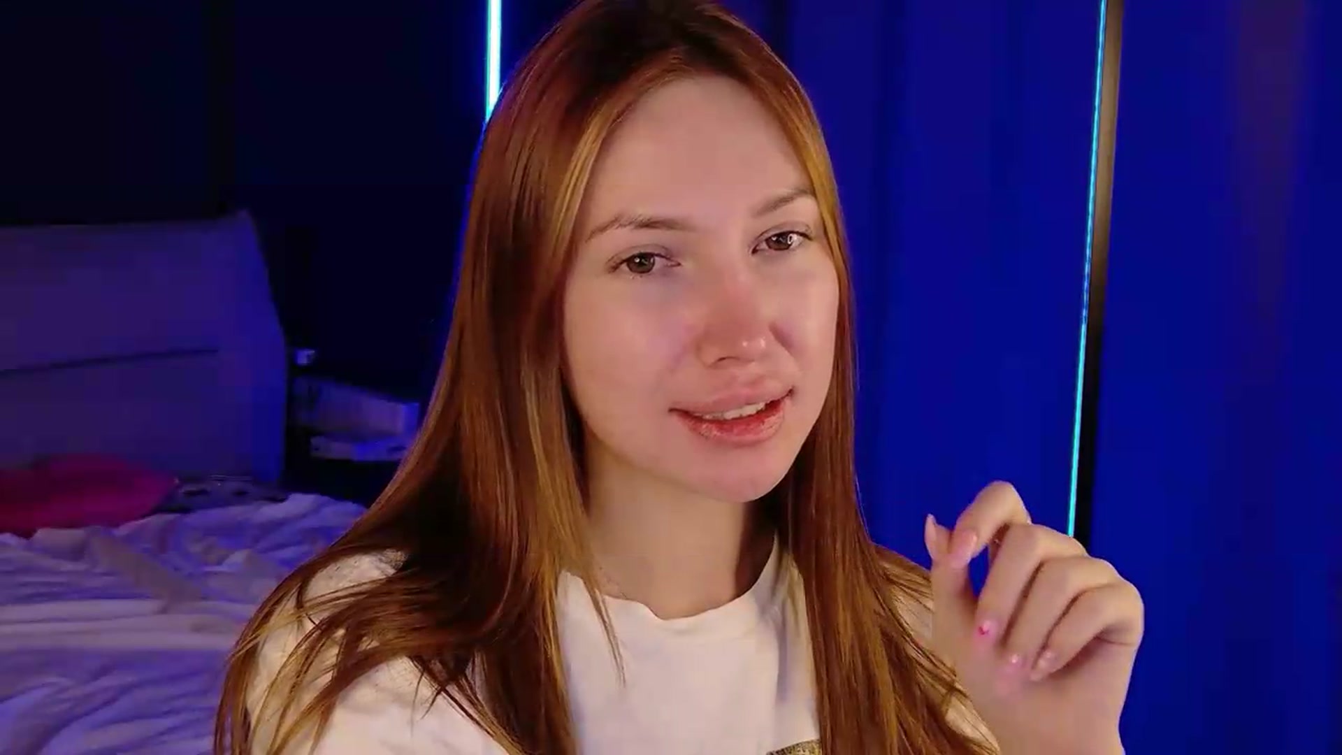 Gallery image thumbnail from LovelyGin's myfreecams stream on, 07/21/2026, 20:11 image 4 of 20