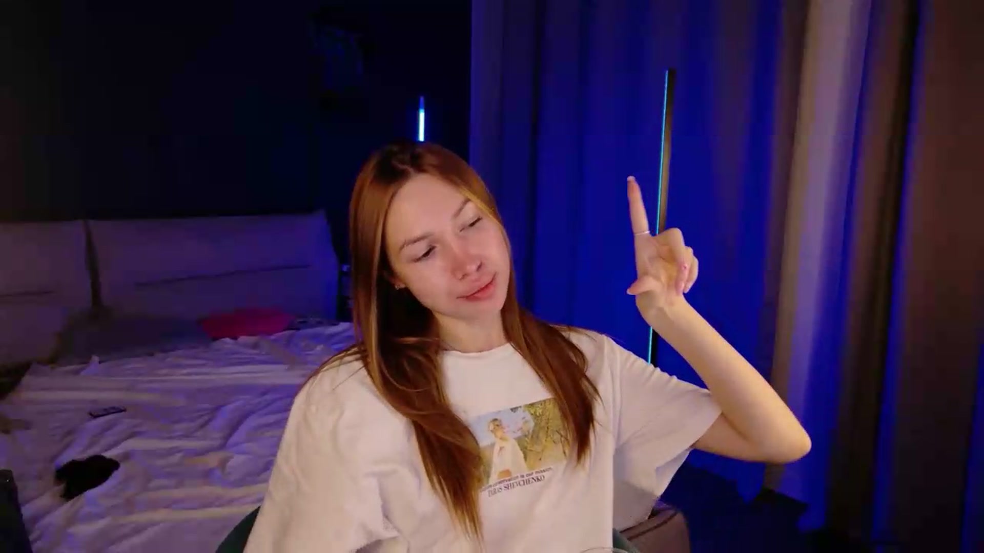 Gallery image thumbnail from LovelyGin's myfreecams stream on, 07/21/2026, 20:11 image 8 of 20