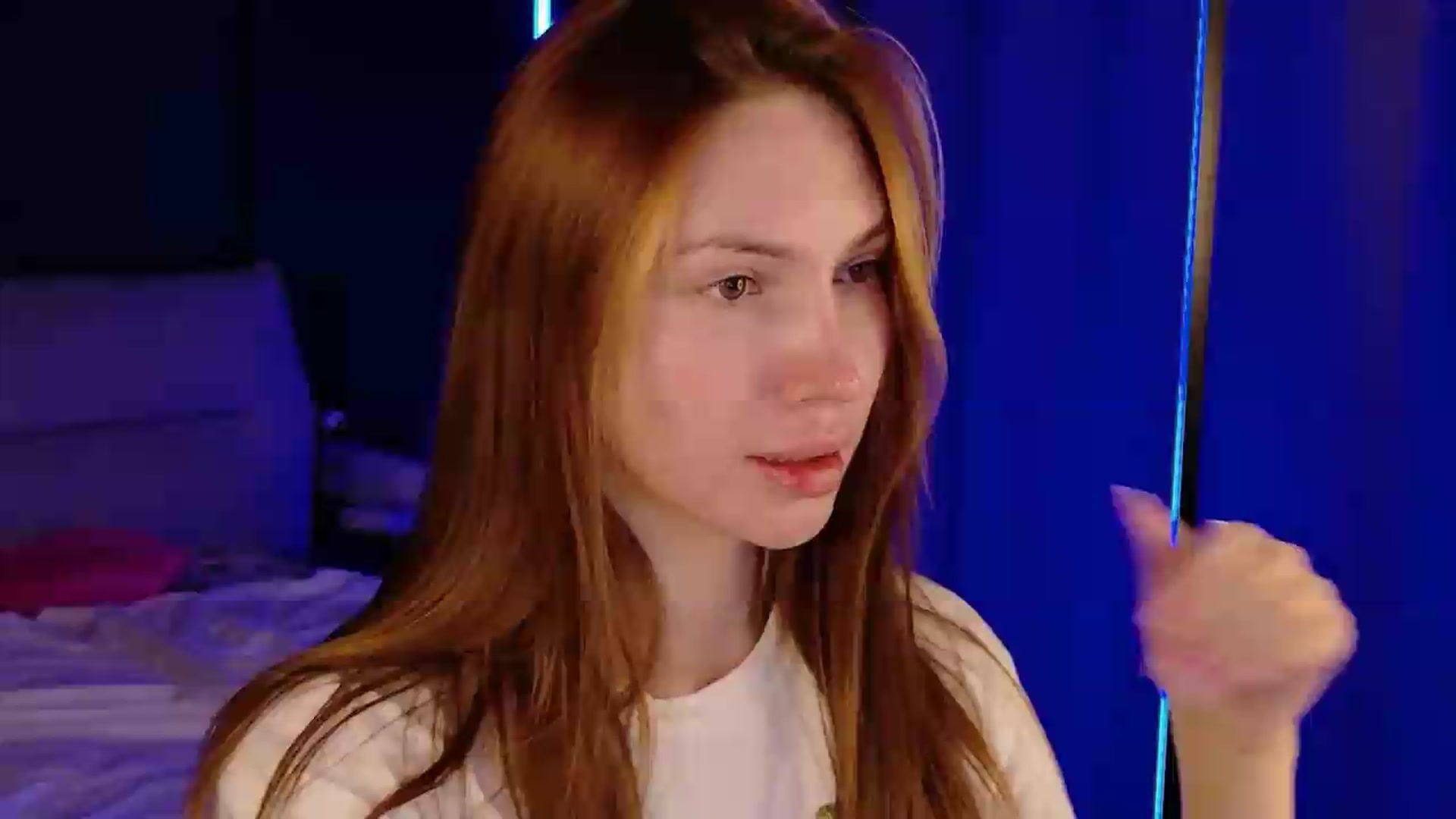 Gallery image thumbnail from LovelyGin's myfreecams stream on, 07/21/2026, 20:11 image 1 of 20