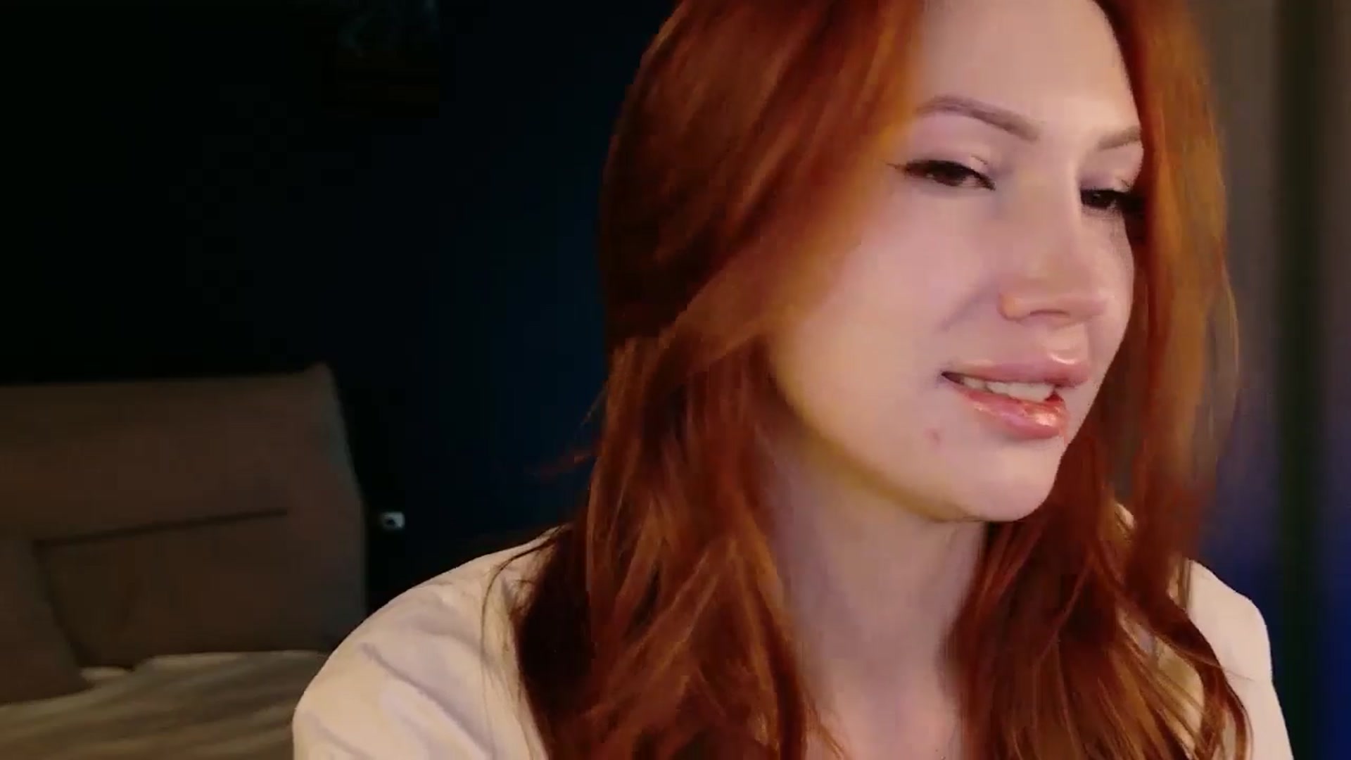 Gallery image thumbnail from LovelyGin's myfreecams stream on, 07/27/2026, 17:39 image 5 of 20