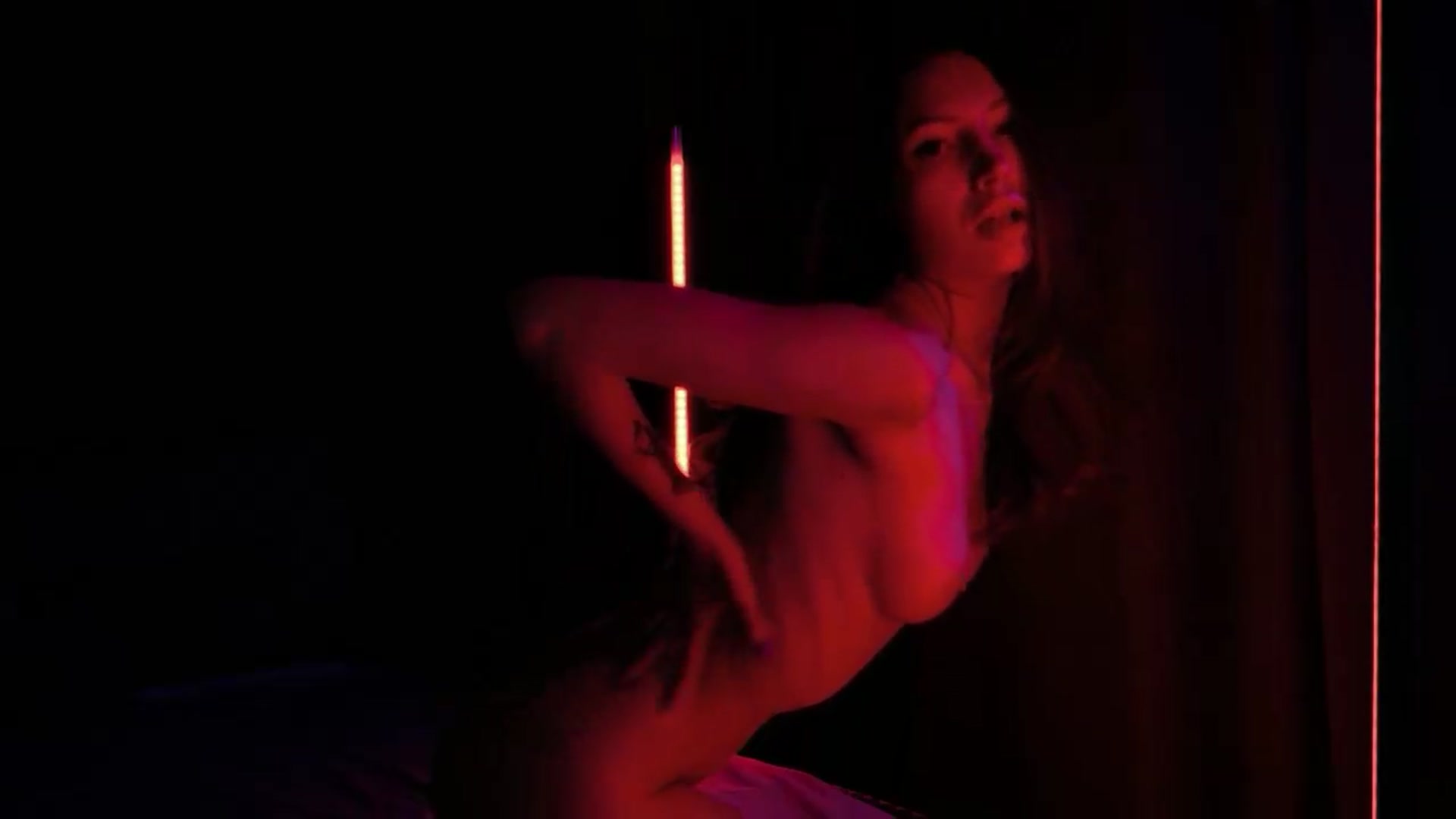 Gallery image thumbnail from LovelyGin's myfreecams stream on, 07/27/2026, 19:55 image 5 of 20