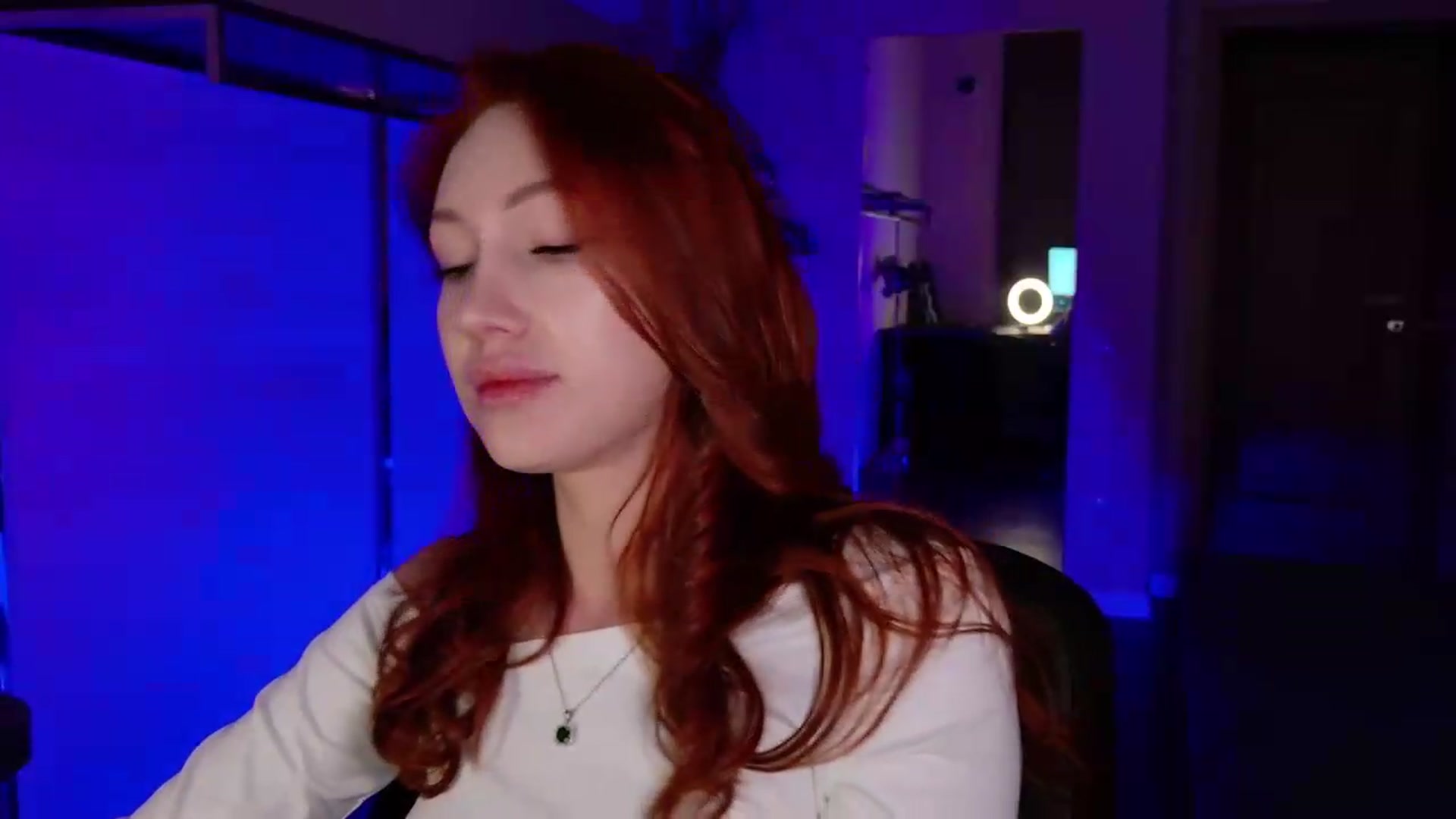 Gallery image thumbnail from LovelyGin's myfreecams stream on, 07/28/2026, 15:24 image 13 of 20