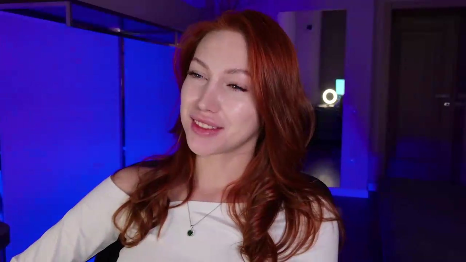 Gallery image thumbnail from LovelyGin's myfreecams stream on, 07/28/2026, 15:24 image 9 of 20