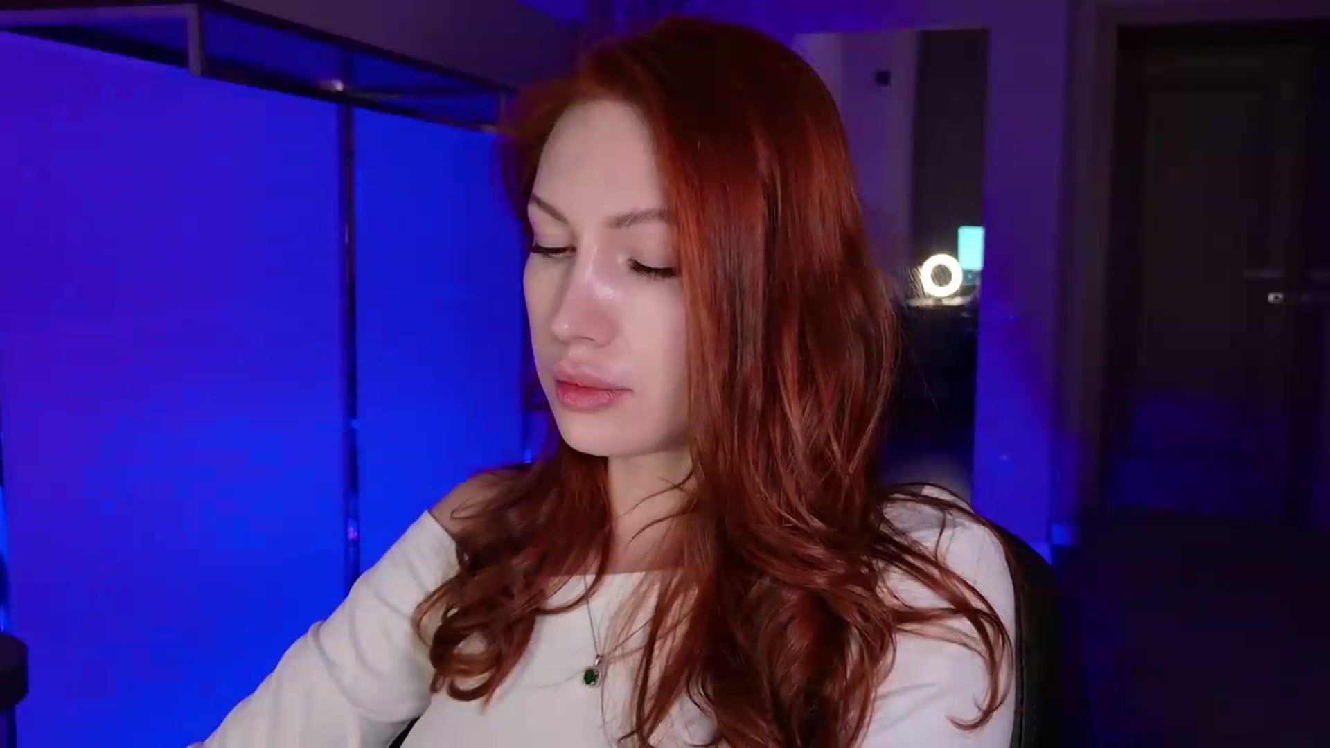 Gallery image thumbnail from LovelyGin's myfreecams stream on, 07/28/2026, 15:24 image 17 of 20