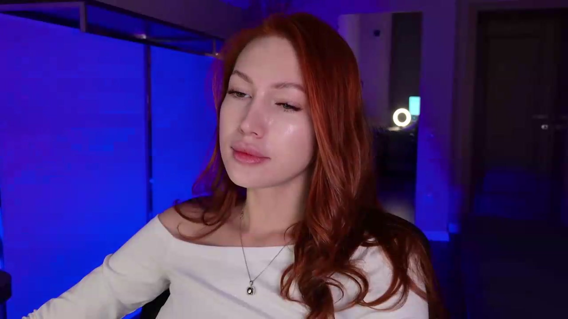 Gallery image thumbnail from LovelyGin's myfreecams stream on, 07/28/2026, 15:24 image 19 of 20