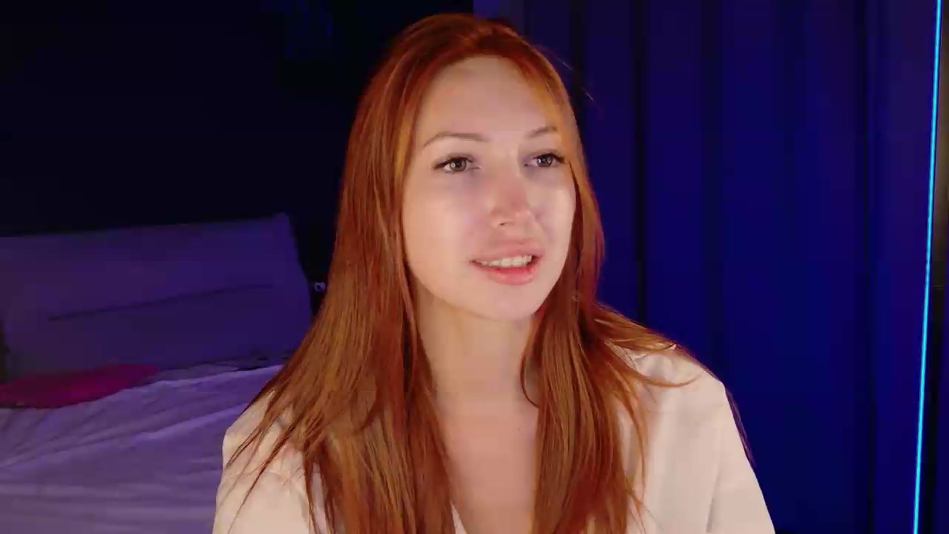 Gallery image thumbnail from LovelyGin's myfreecams stream on, 08/11/2026, 18:15 image 11 of 20