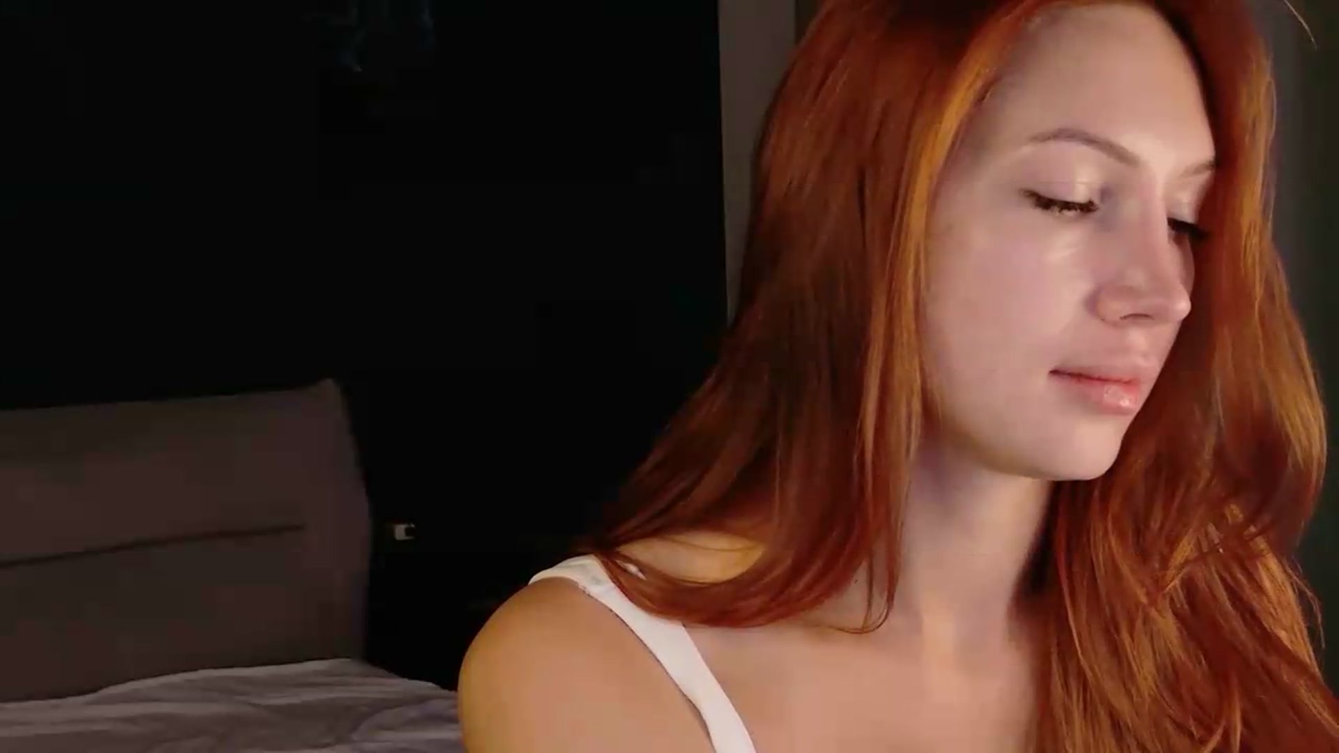 Gallery image thumbnail from LovelyGin's myfreecams stream on, 08/13/2026, 16:32 image 7 of 20