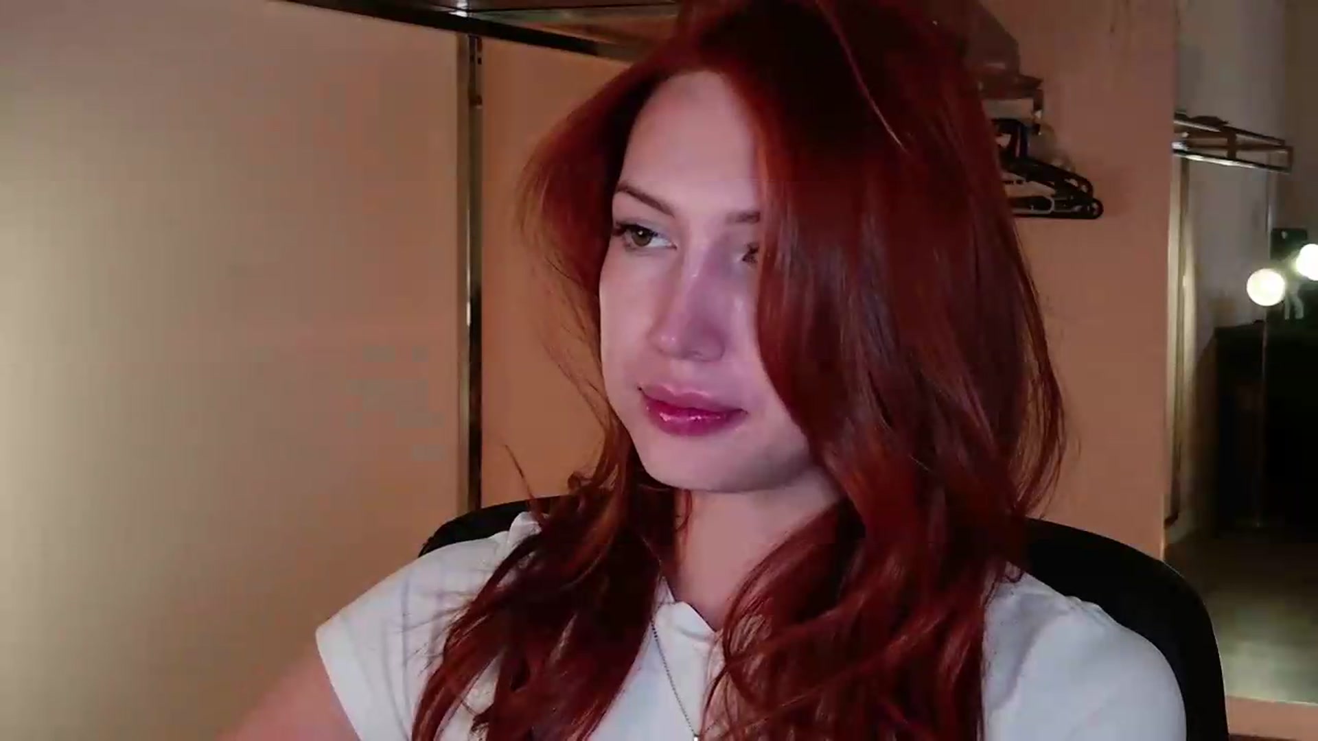 Gallery image thumbnail from LovelyGin's myfreecams stream on, 08/14/2026, 16:46 image 20 of 20