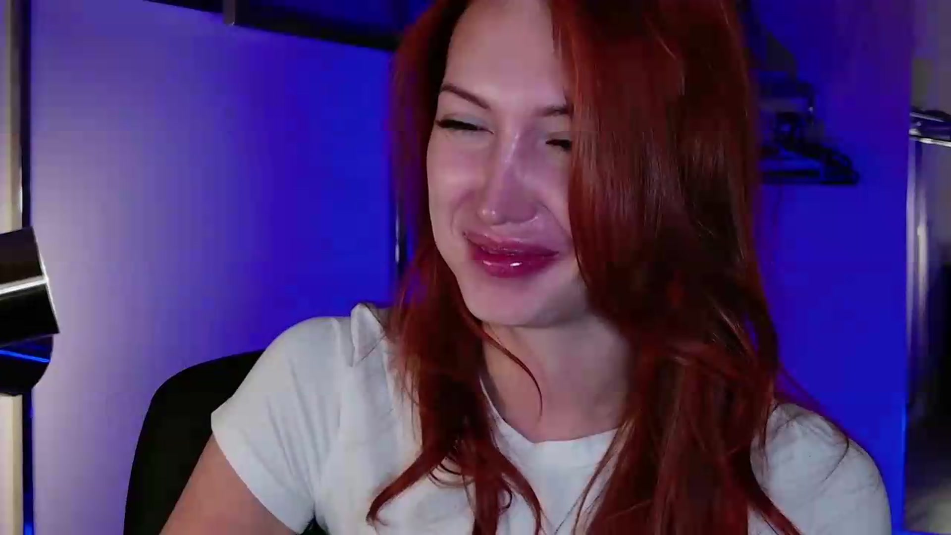 Gallery image thumbnail from LovelyGin's myfreecams stream on, 08/14/2026, 16:46 image 9 of 20