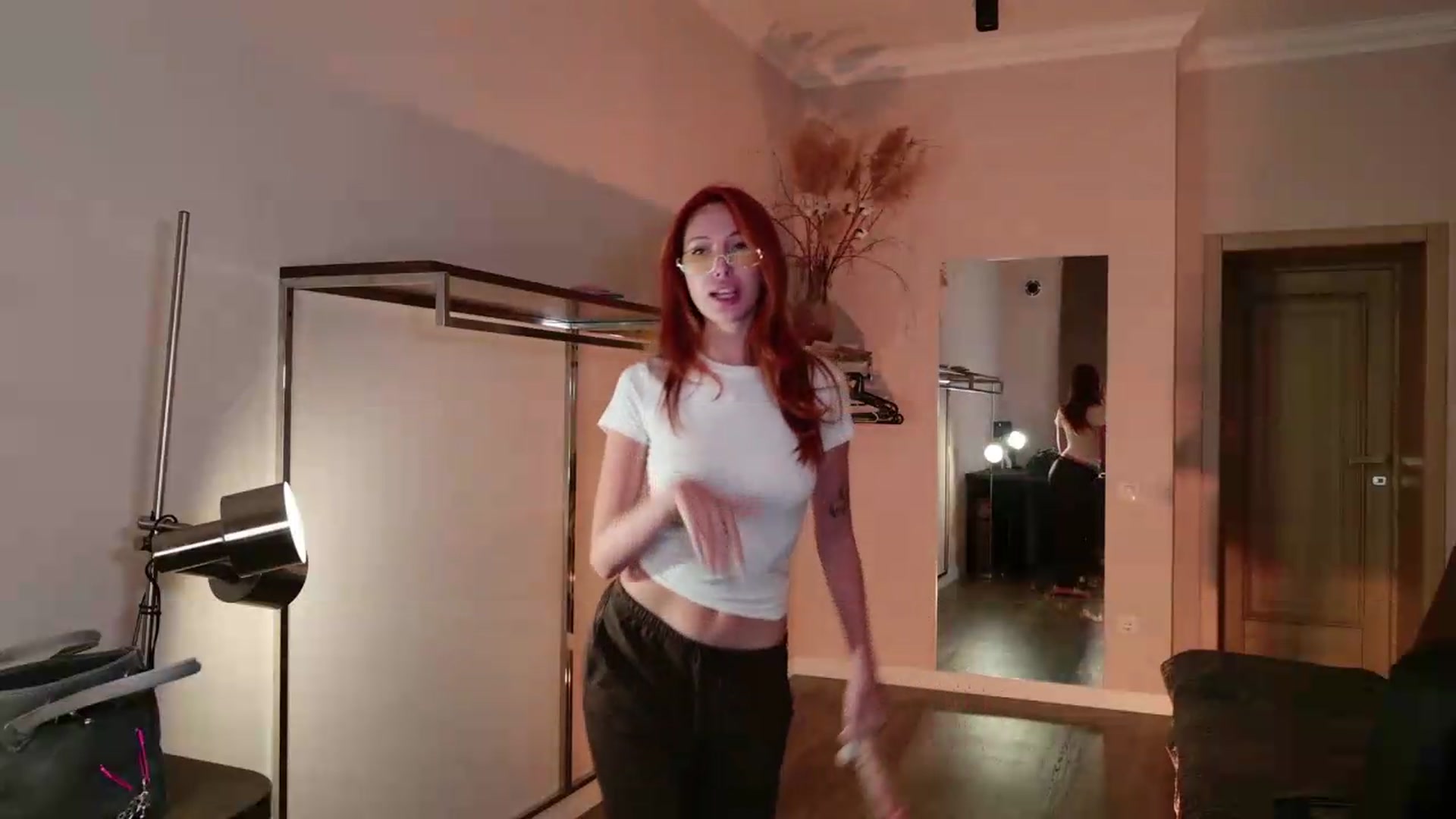 Gallery image thumbnail from LovelyGin's myfreecams stream on, 08/14/2026, 20:05 image 16 of 20
