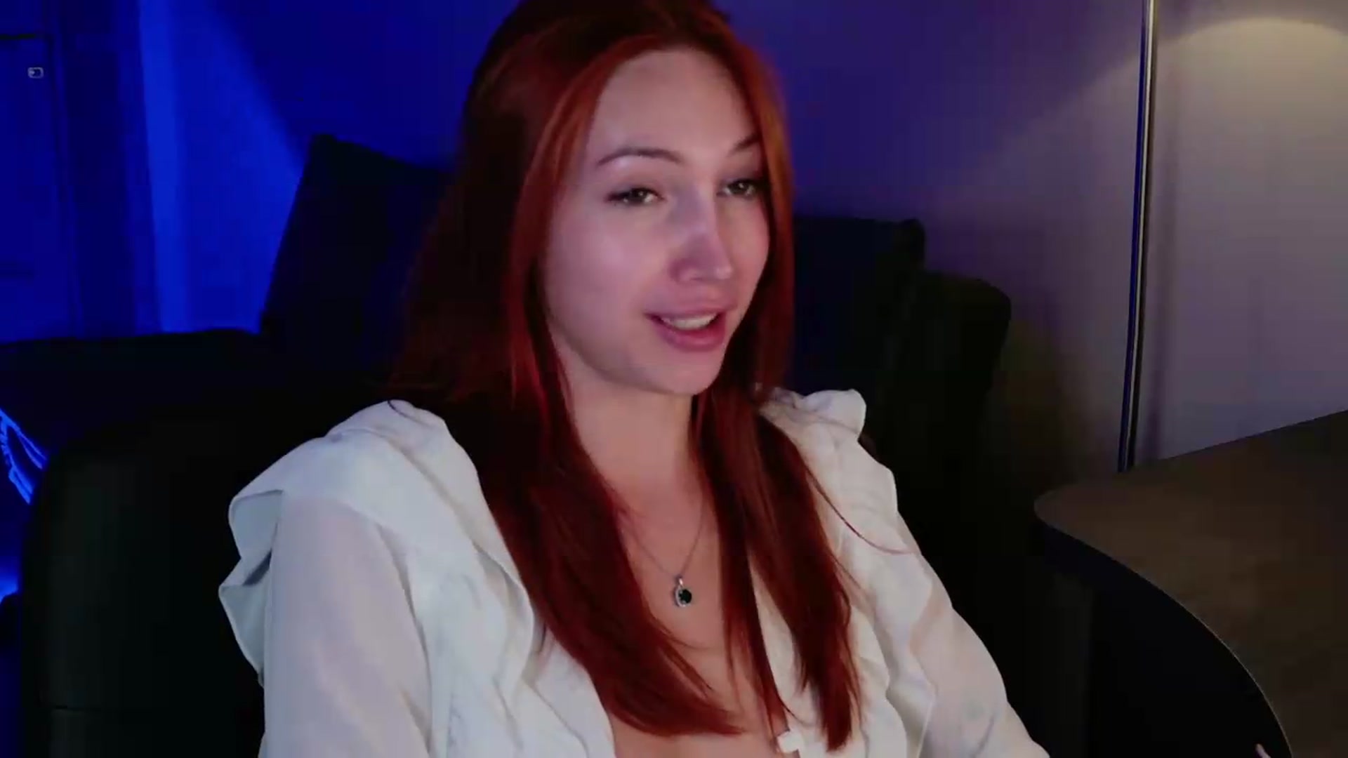 Gallery image thumbnail from LovelyGin's myfreecams stream on, 08/17/2026, 20:09 image 19 of 20