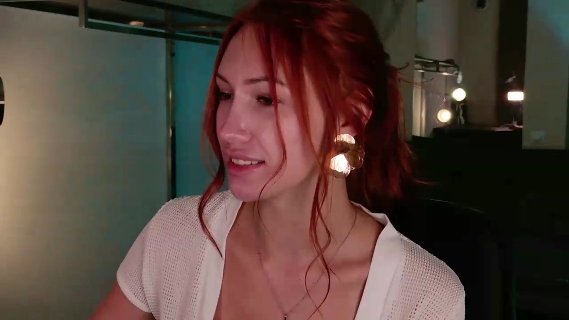 Gallery image thumbnail from LovelyGin's myfreecams stream on, 08/18/2026, 17:20 image 20 of 20