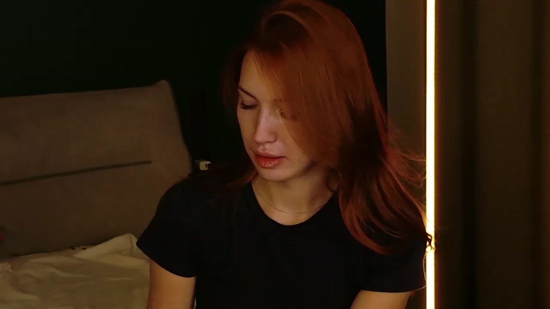 Gallery image thumbnail from LovelyGin's myfreecams stream on, 08/19/2026, 18:22 image 13 of 20